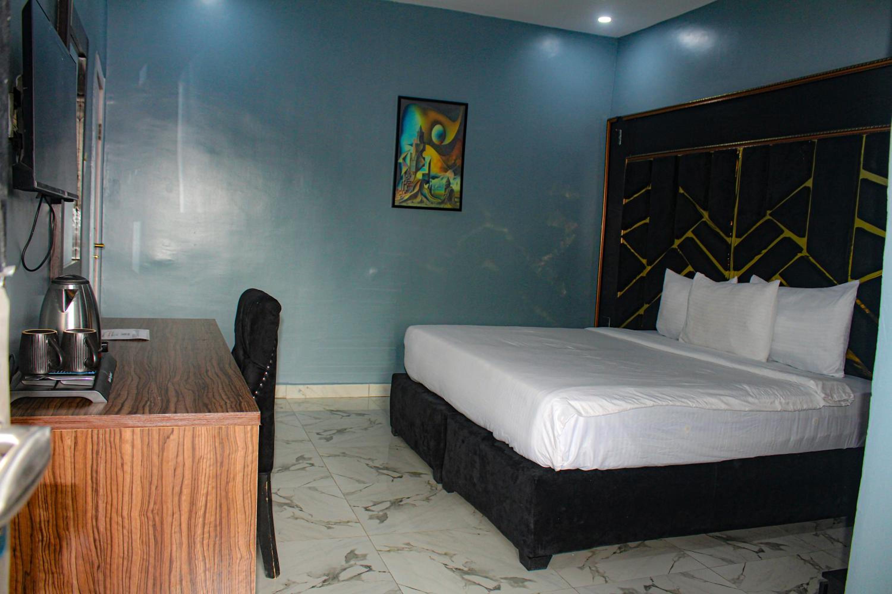 Deluxe Room - Photo 2