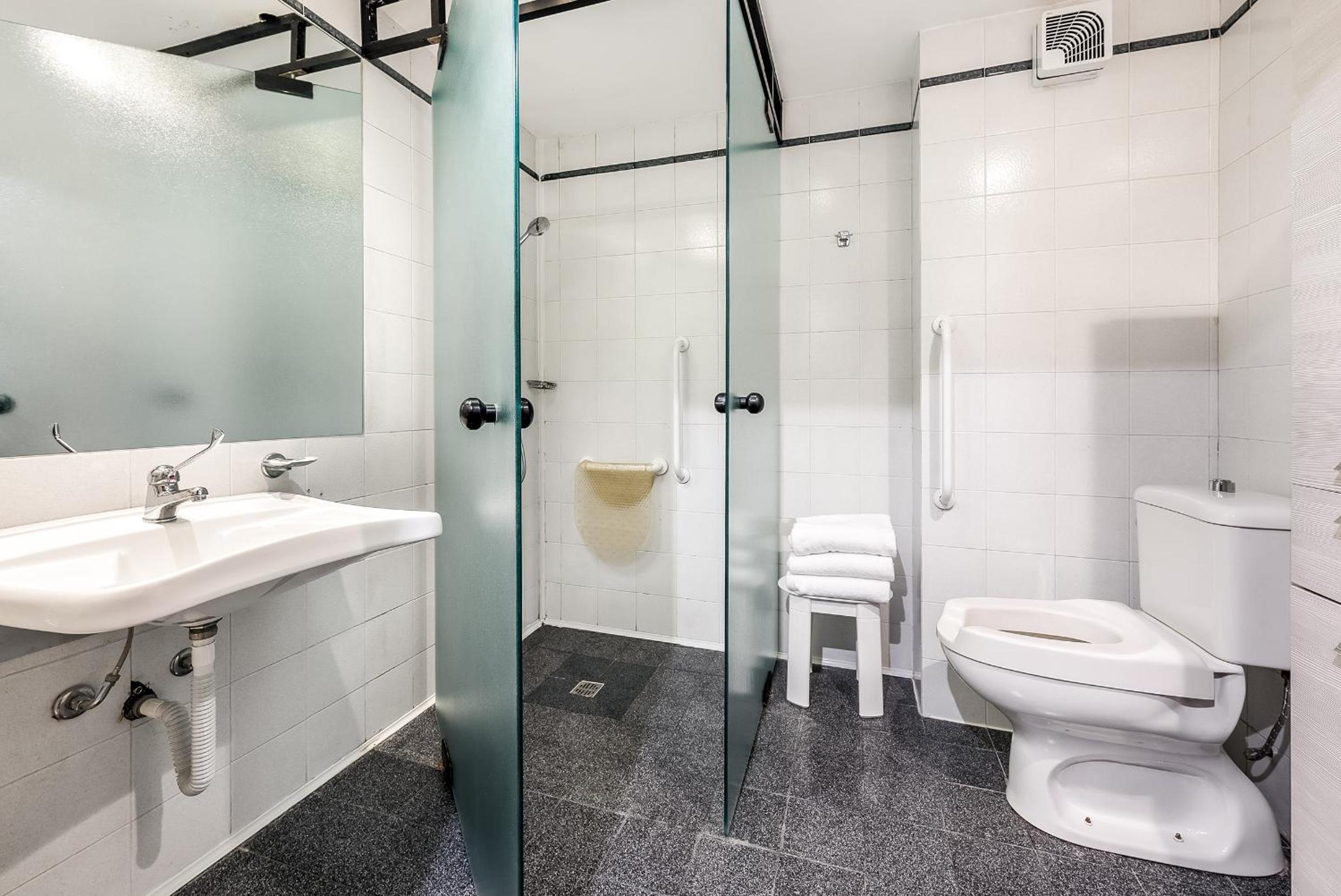 Comfort Triple Room - Photo 6