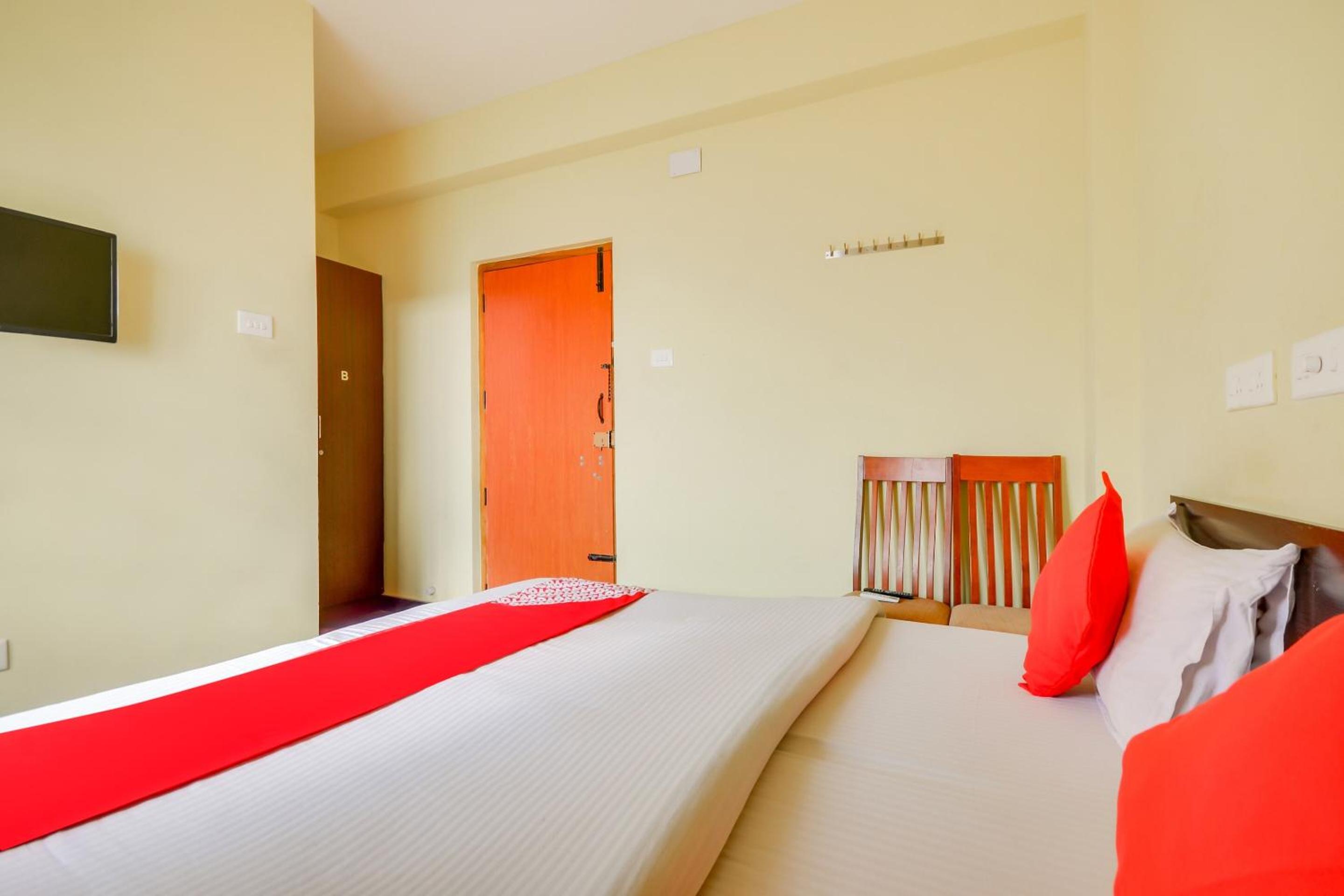 Small Double Room photo 1