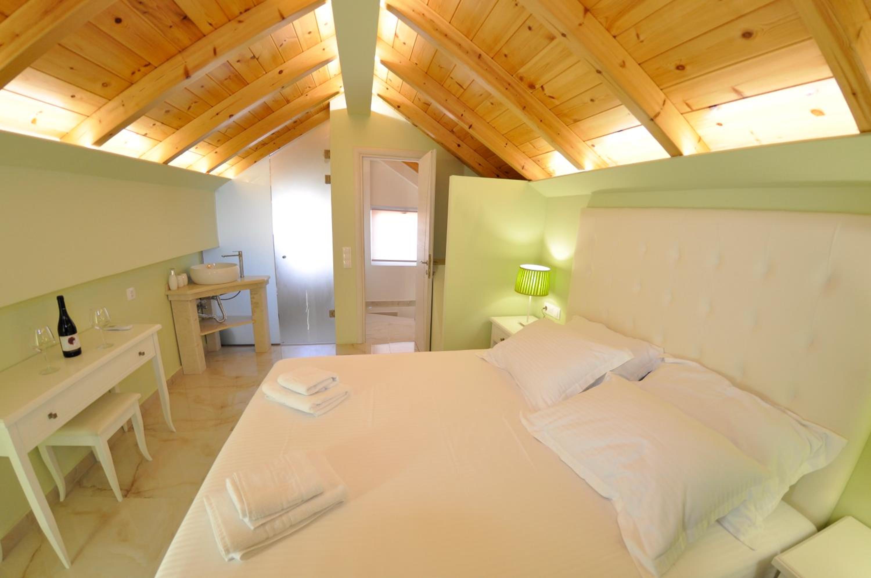 Suite With Private Pool photo 2