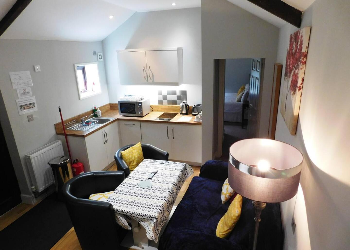 Two-Bedroom Apartment photo 2