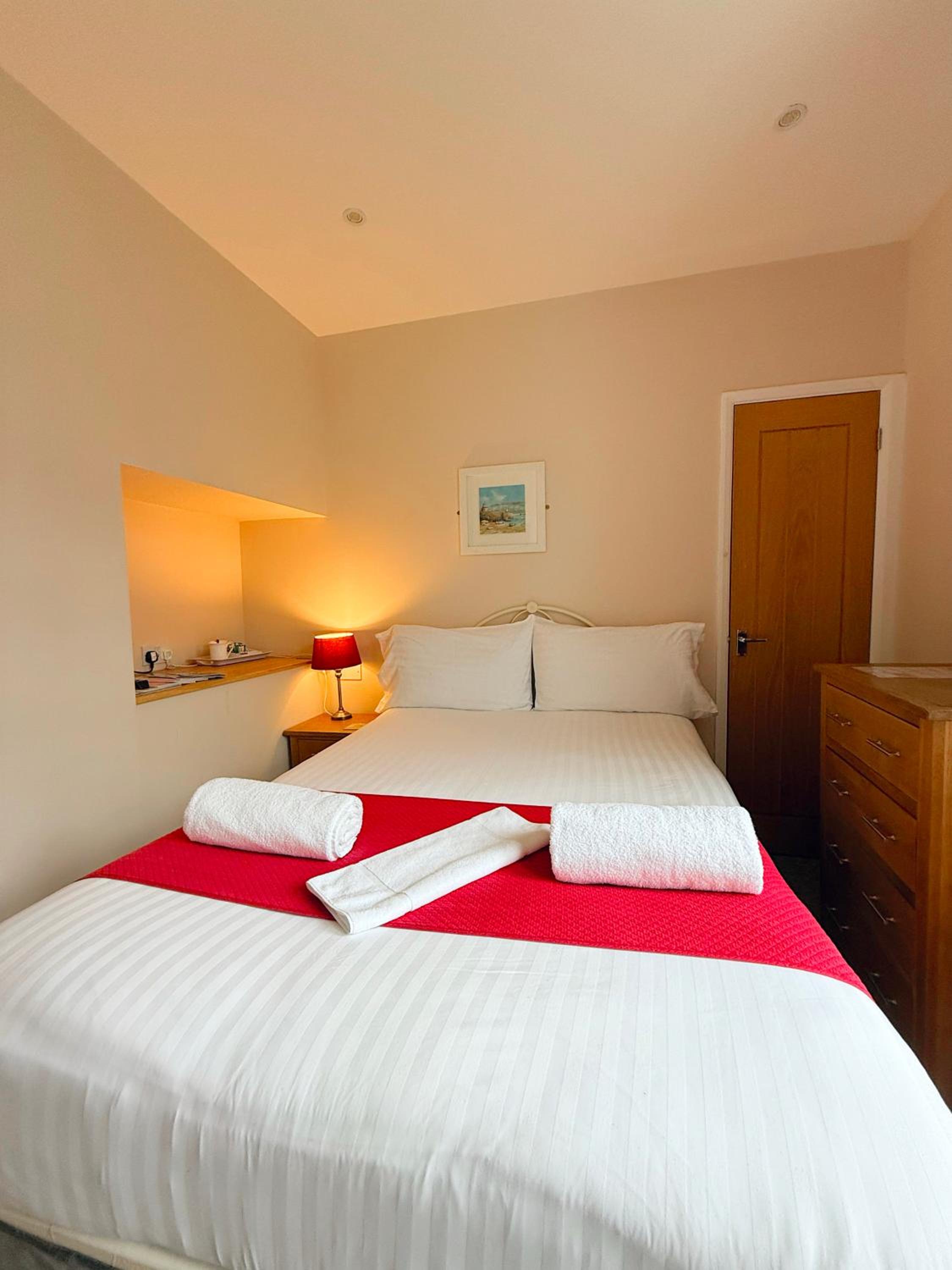 Small Double Room photo 2