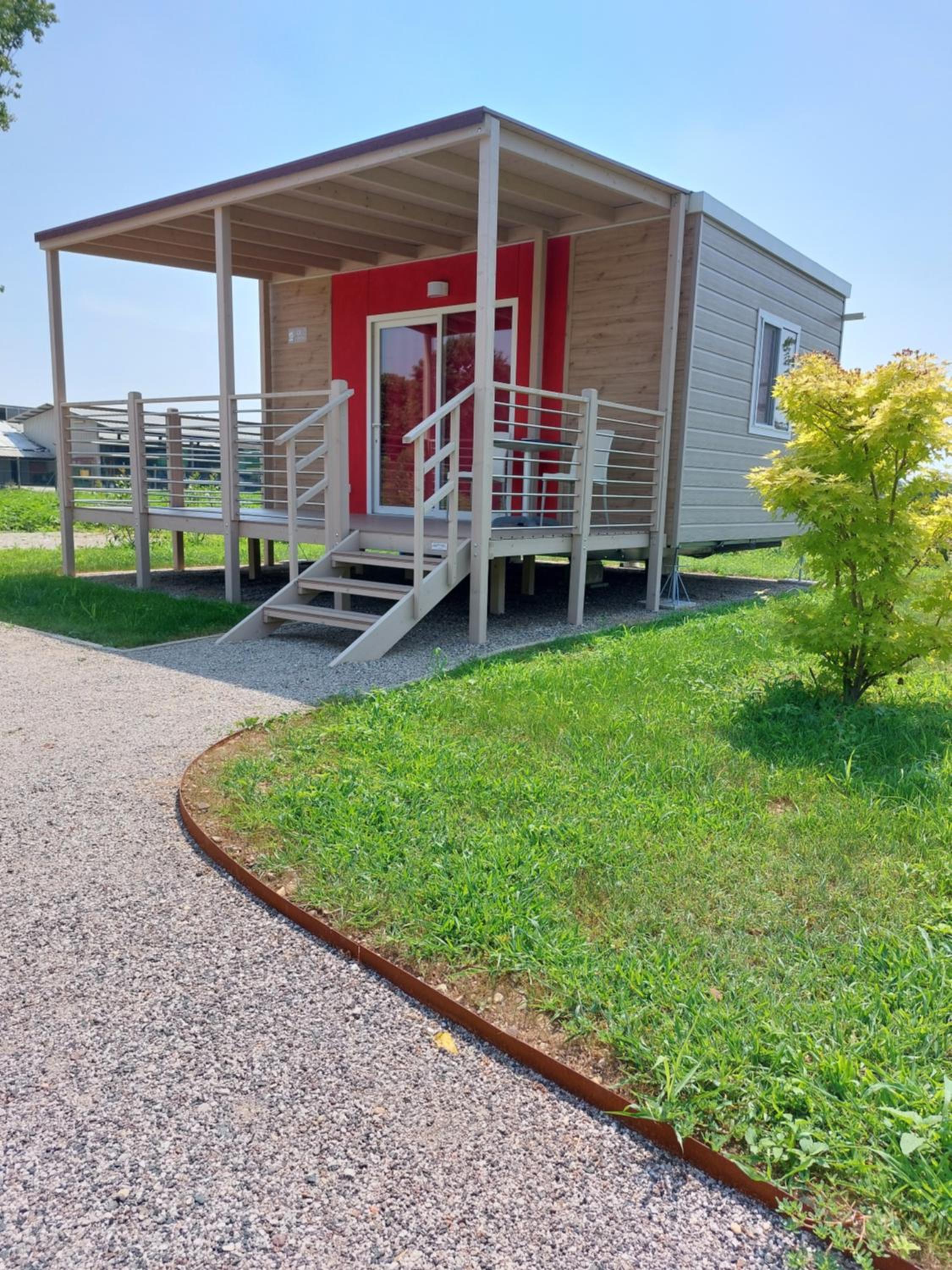 Mobile Home photo 2
