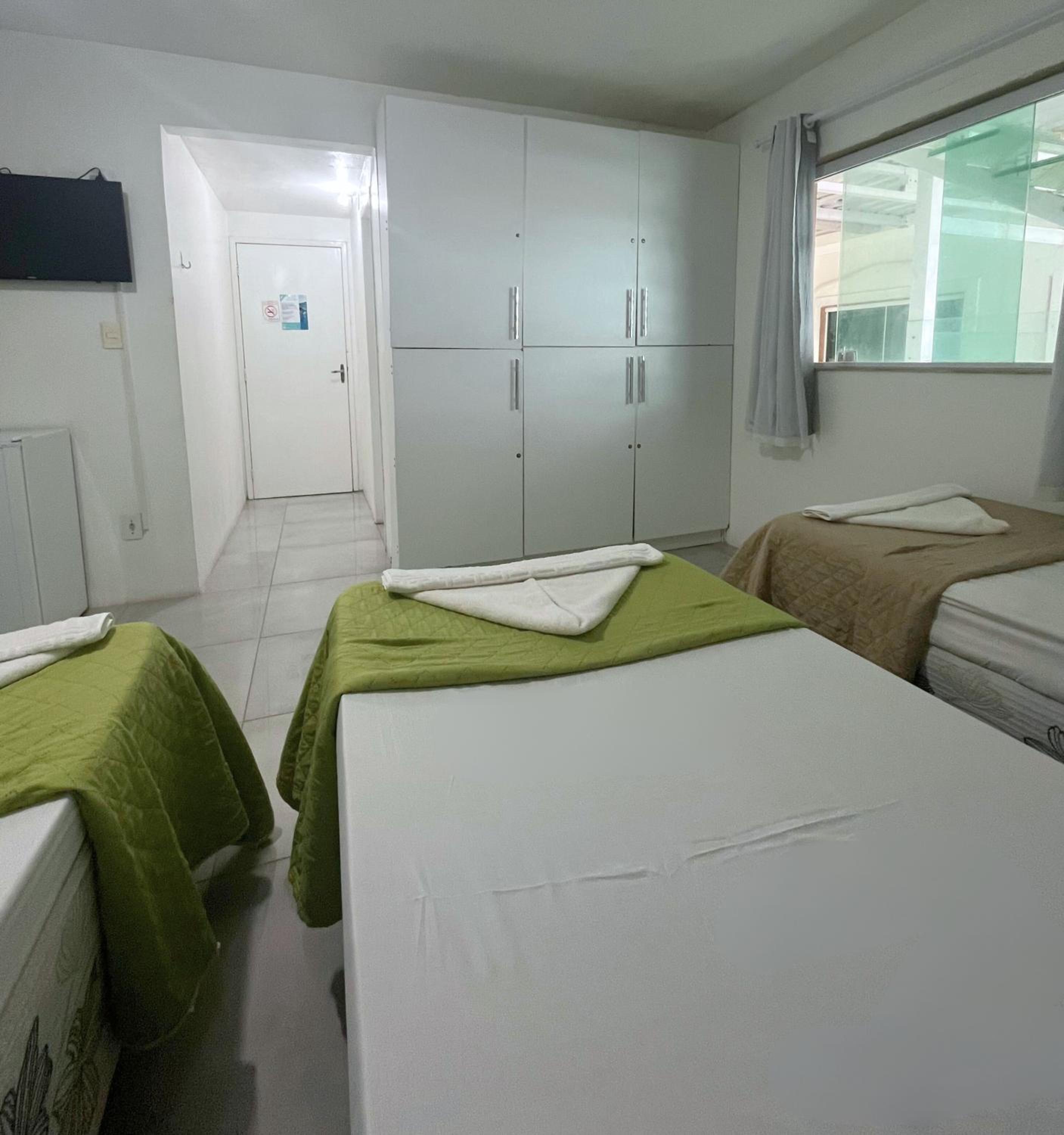 Standard Quadruple Room - Photo 10