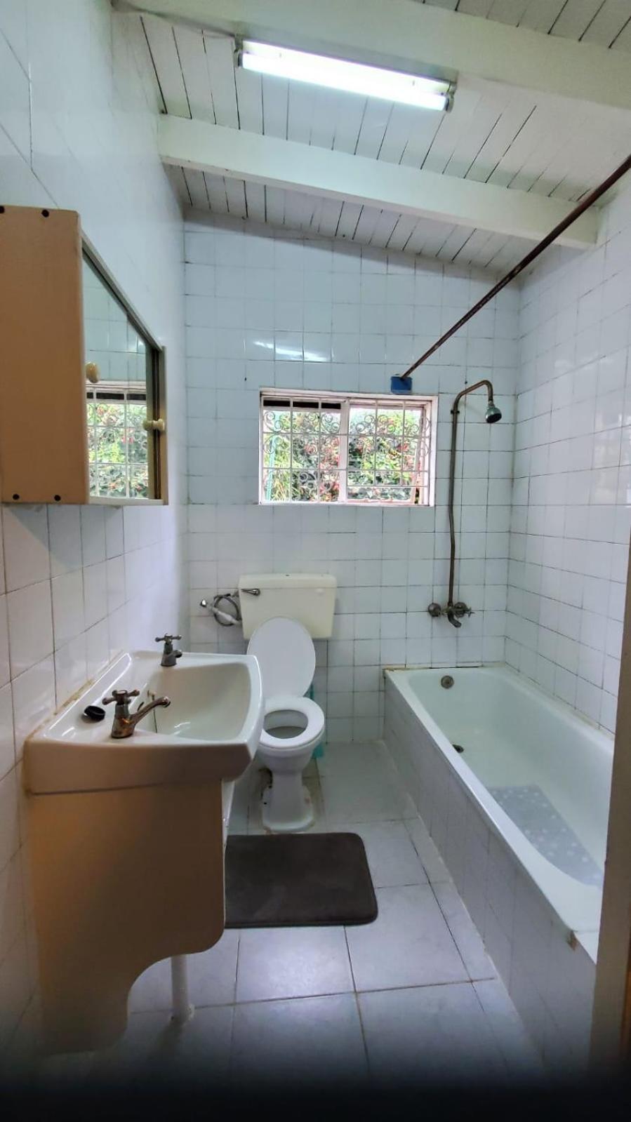Deluxe Single Room photo 3