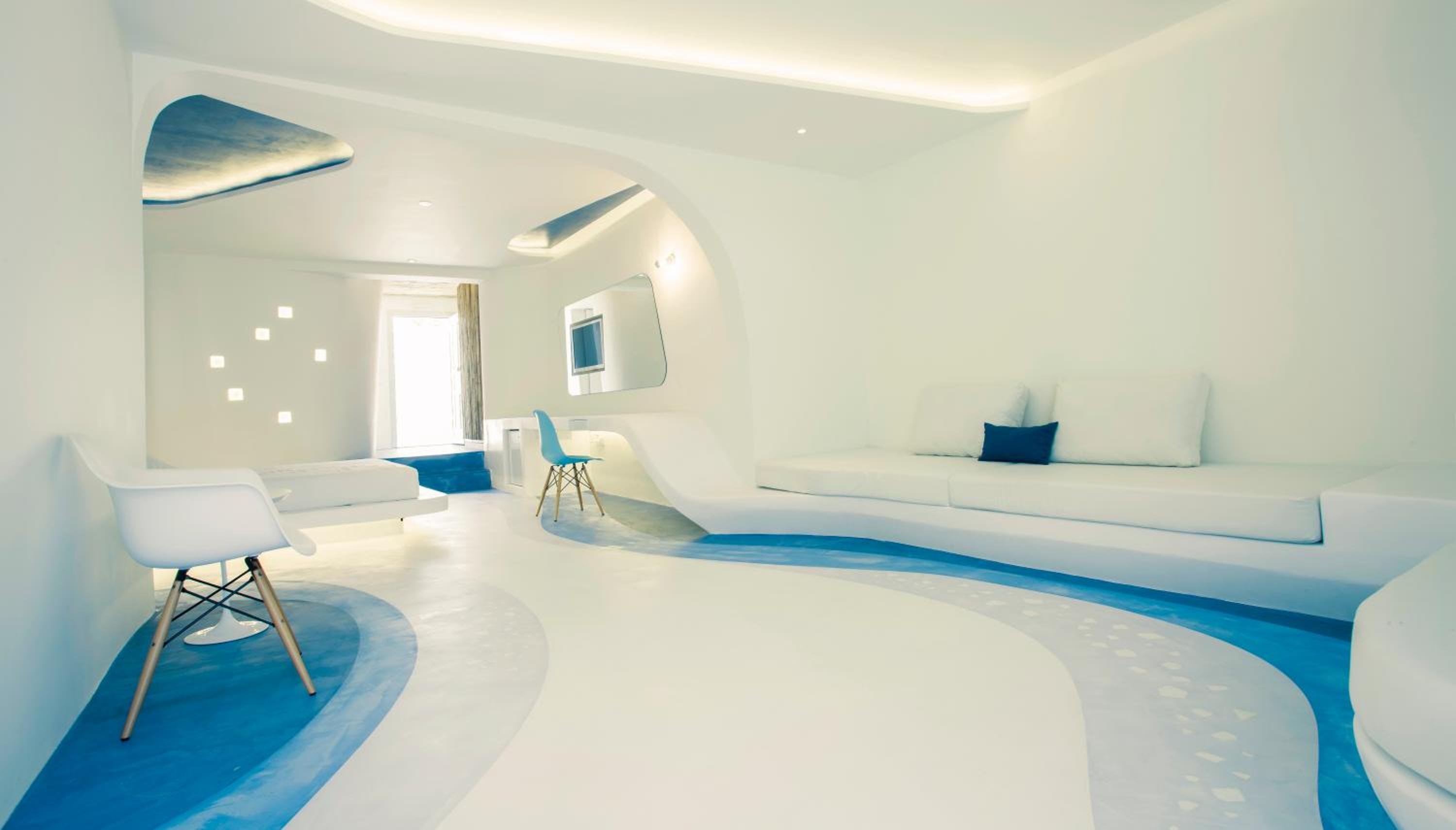 The Big Blue Suite / Sea View Jacuzzi photo 3