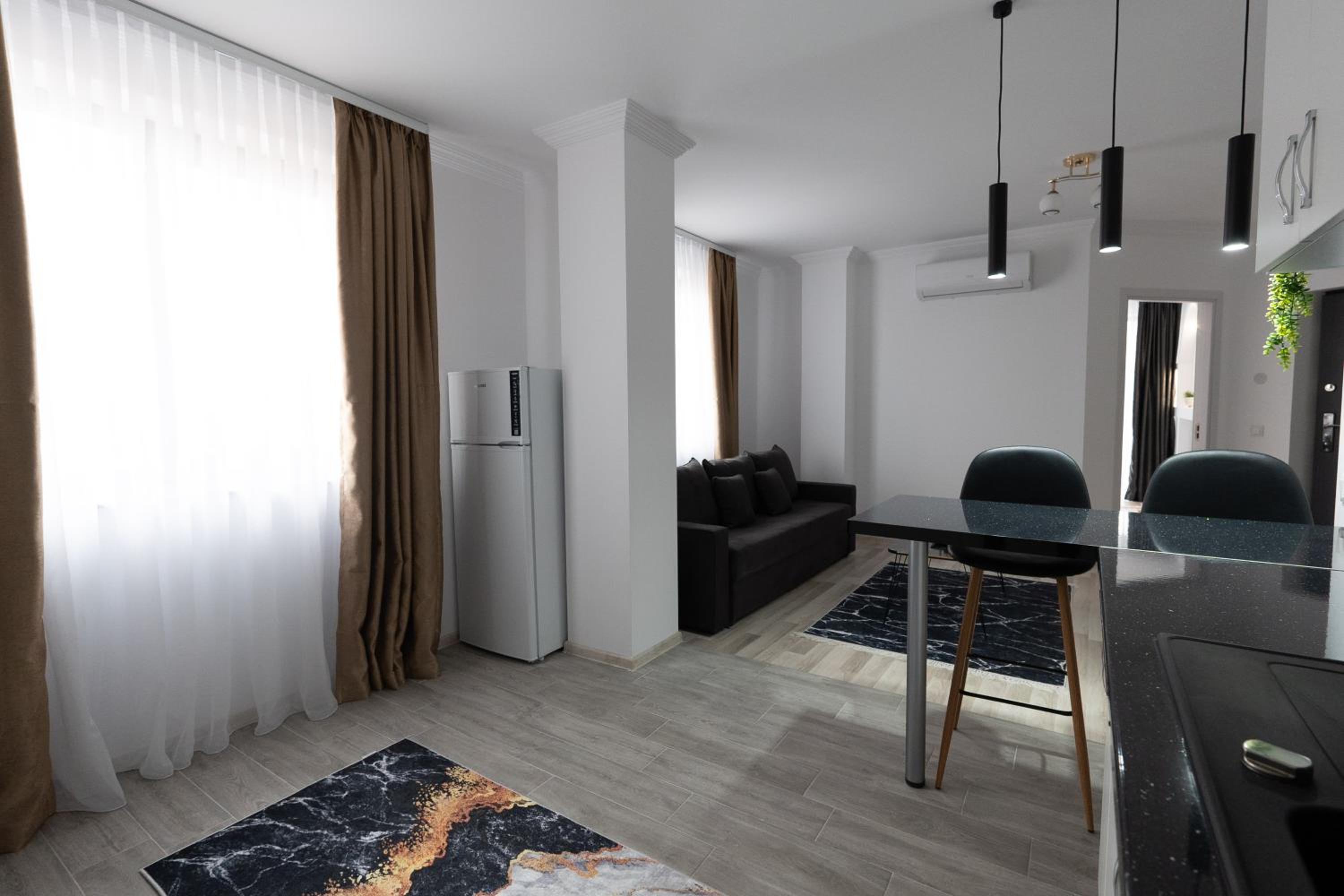 One-Bedroom Apartment photo 3