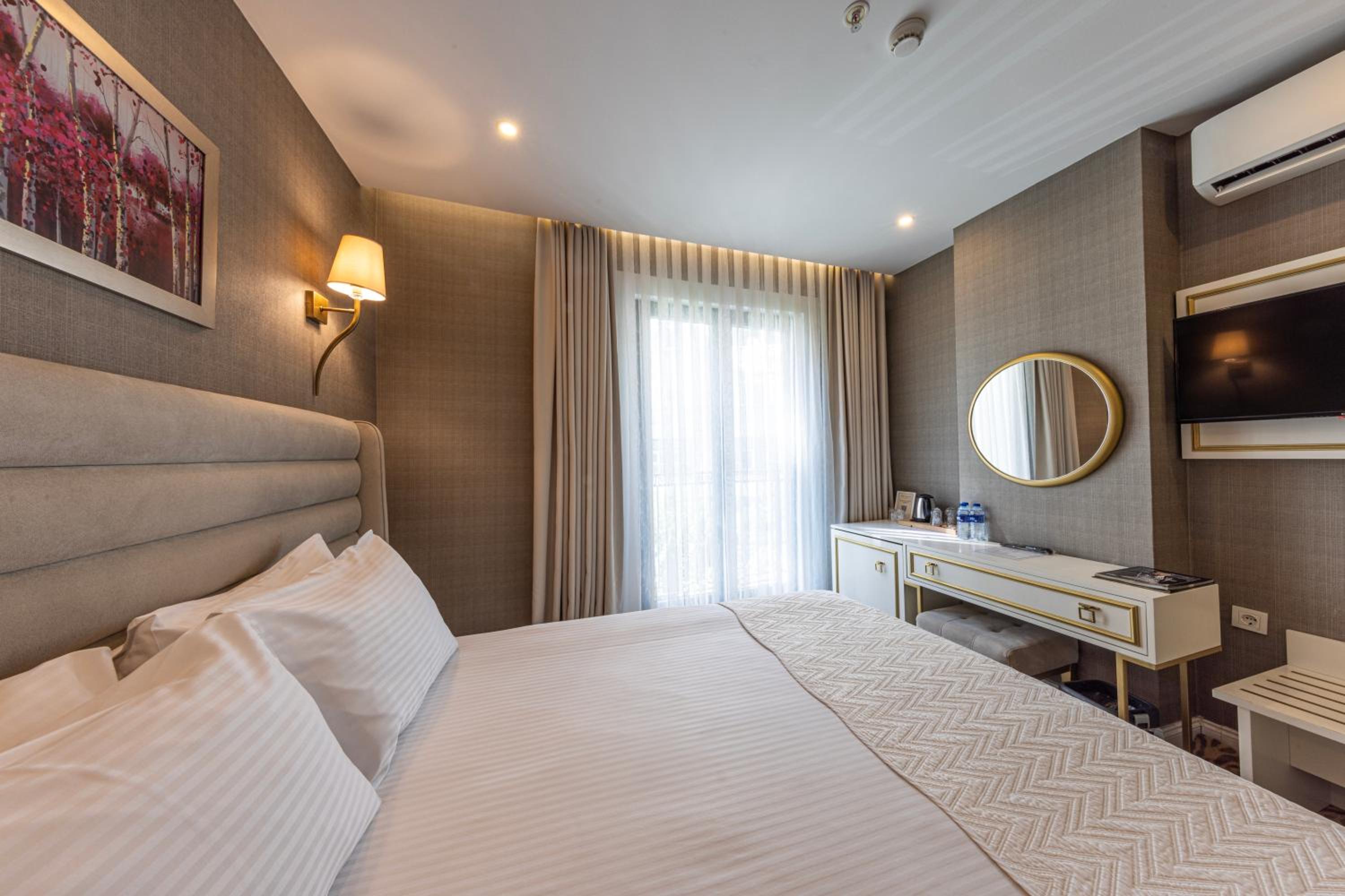 Superior Double Room photo 2