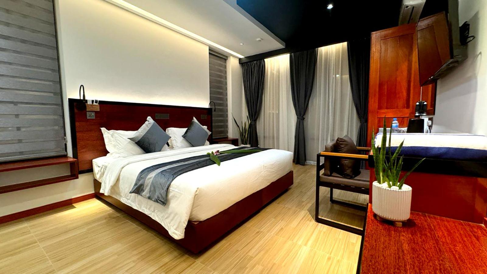 Deluxe Double or Twin Room with City View photo 3