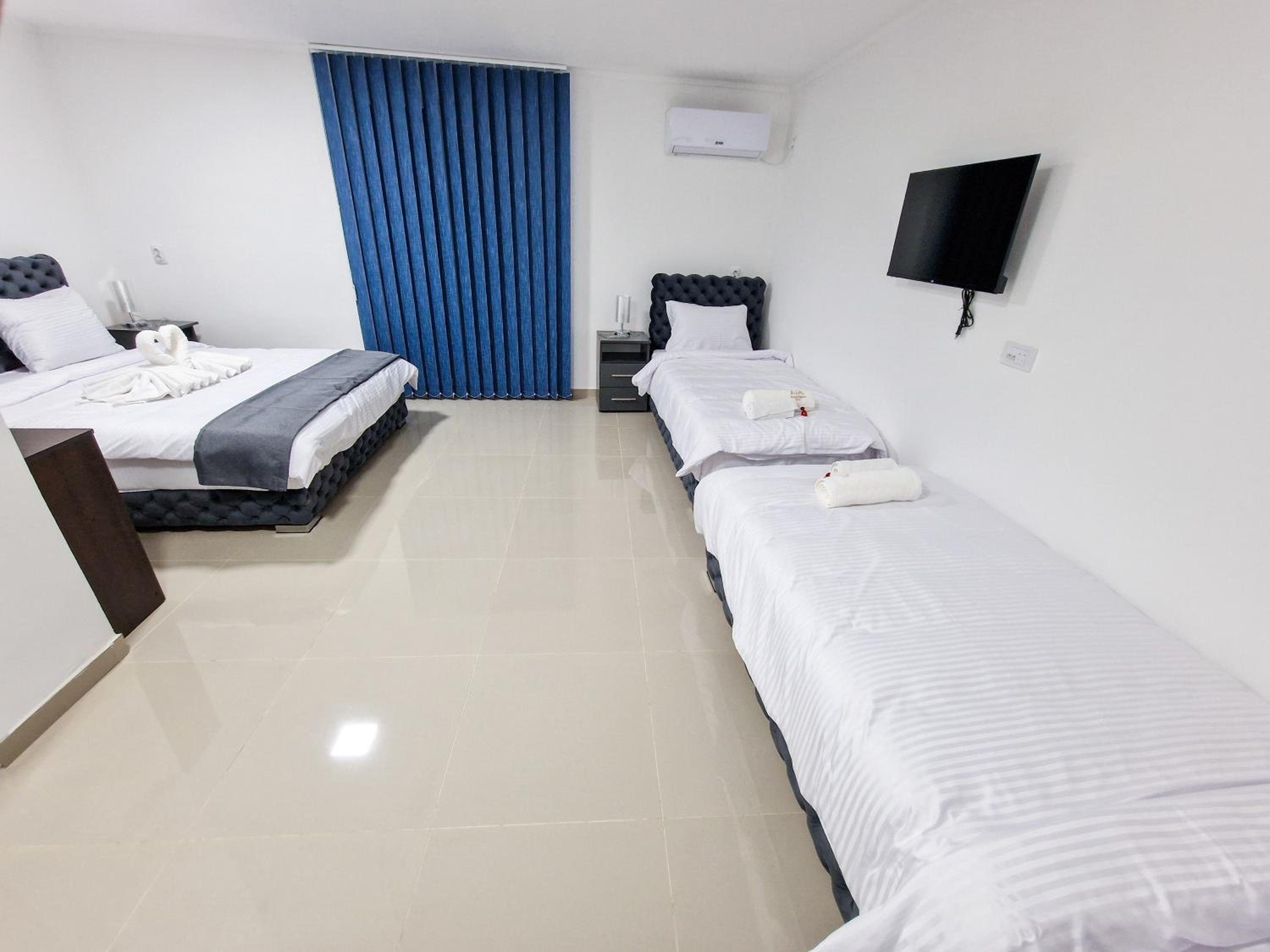 Deluxe Triple Room photo 2