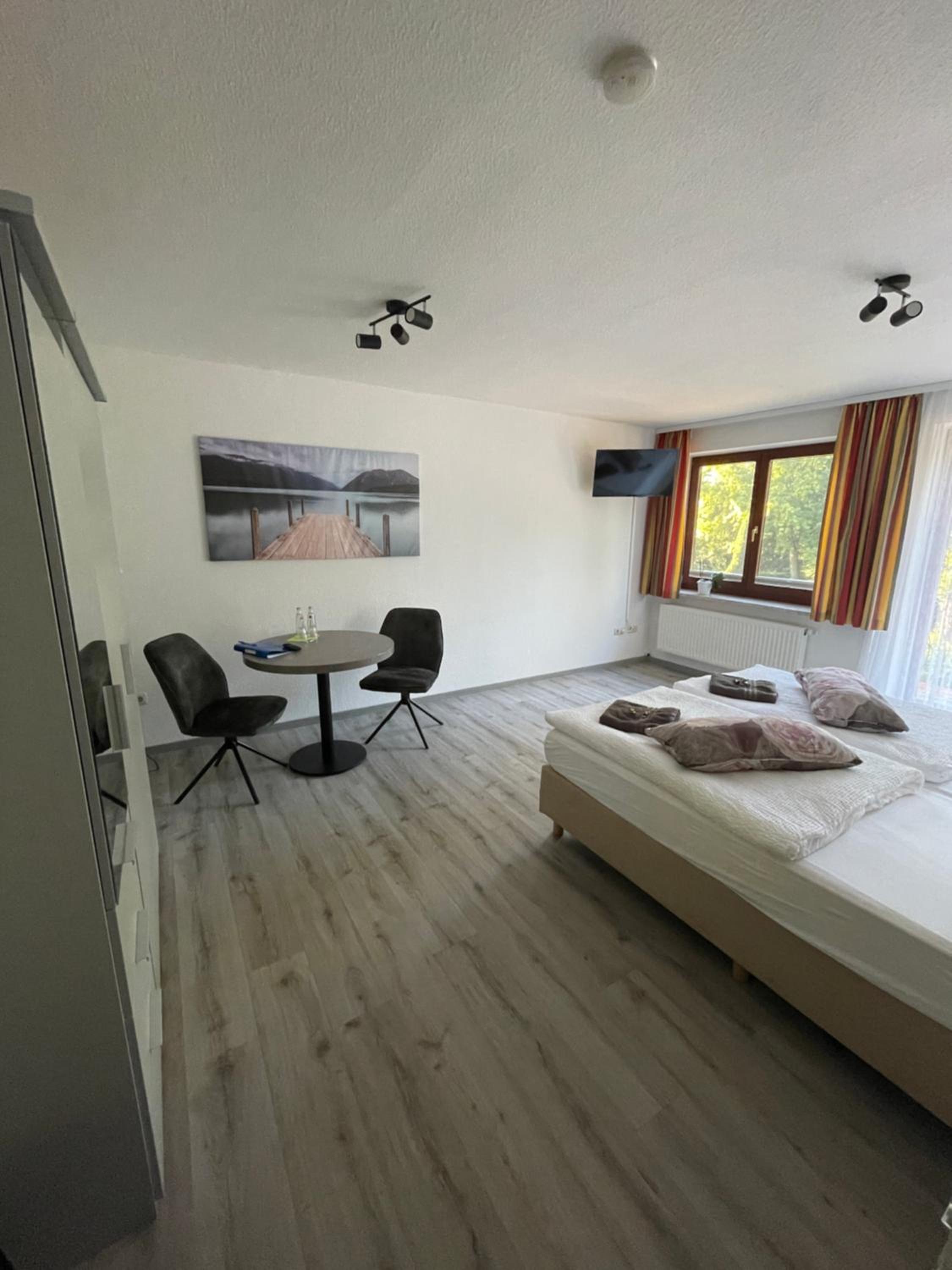 Double Room with Balcony photo 2