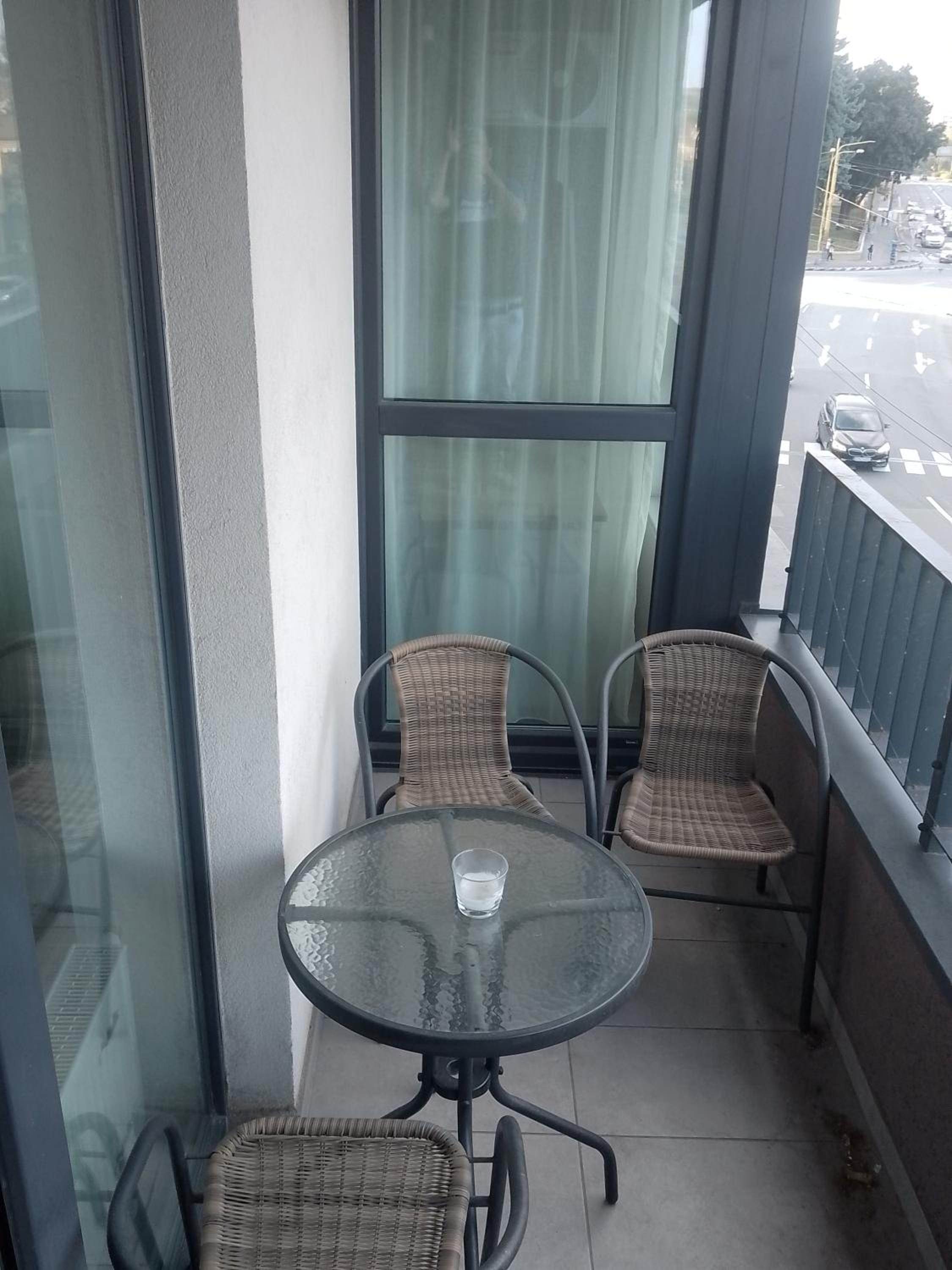One-Bedroom Apartment photo 3