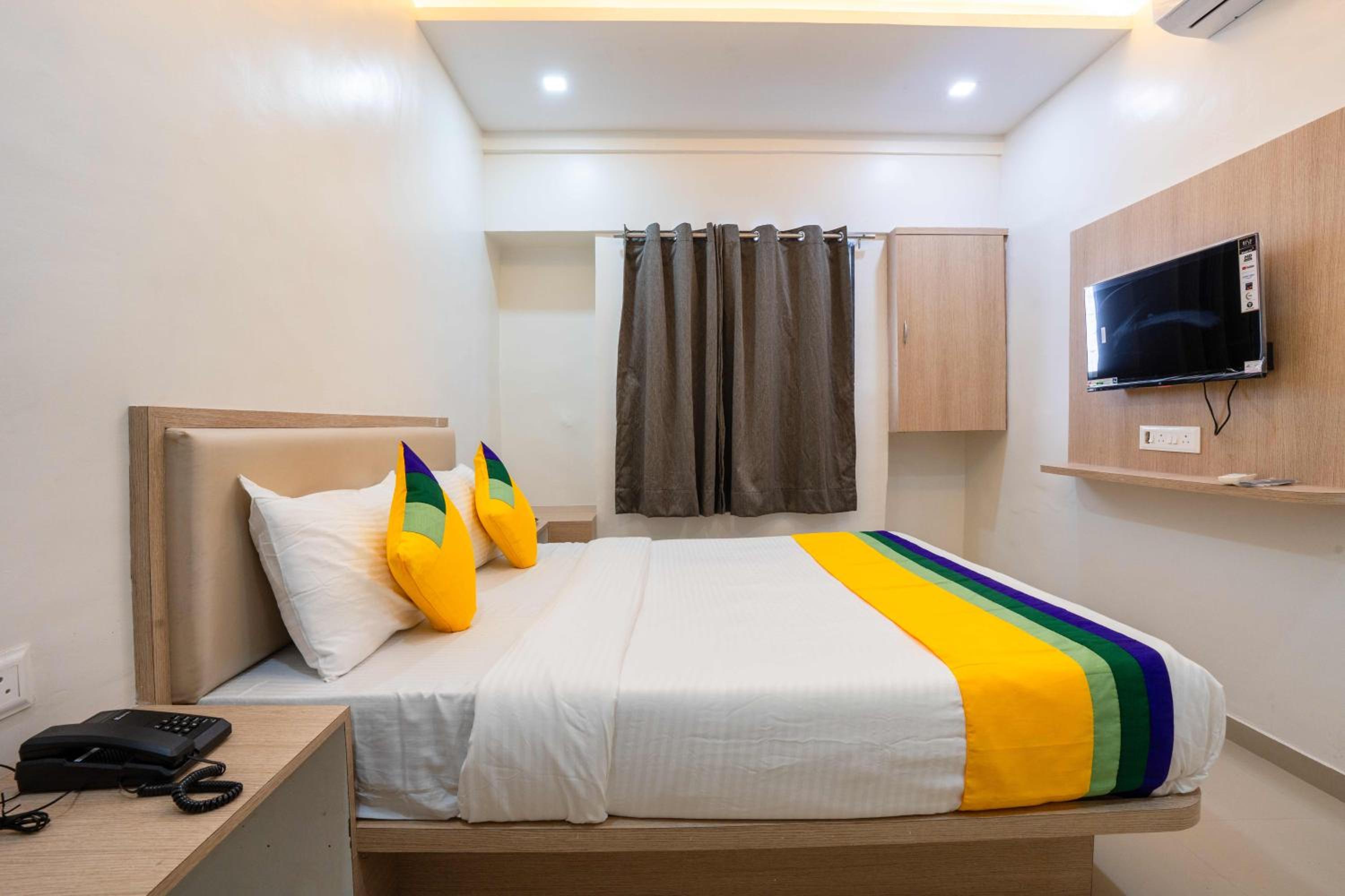 Standard Double Room photo 2