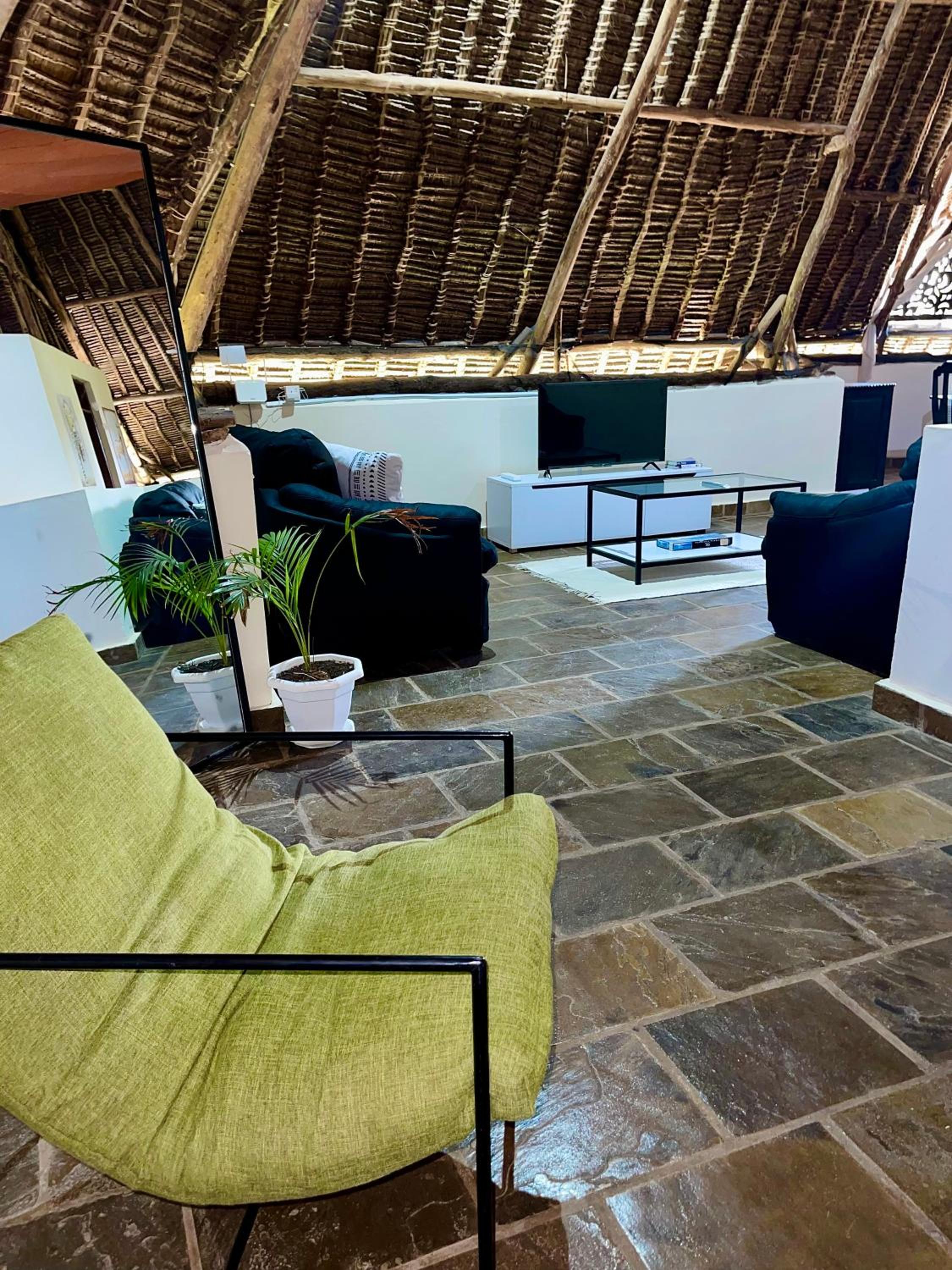 Three-Bedroom Villa photo 1
