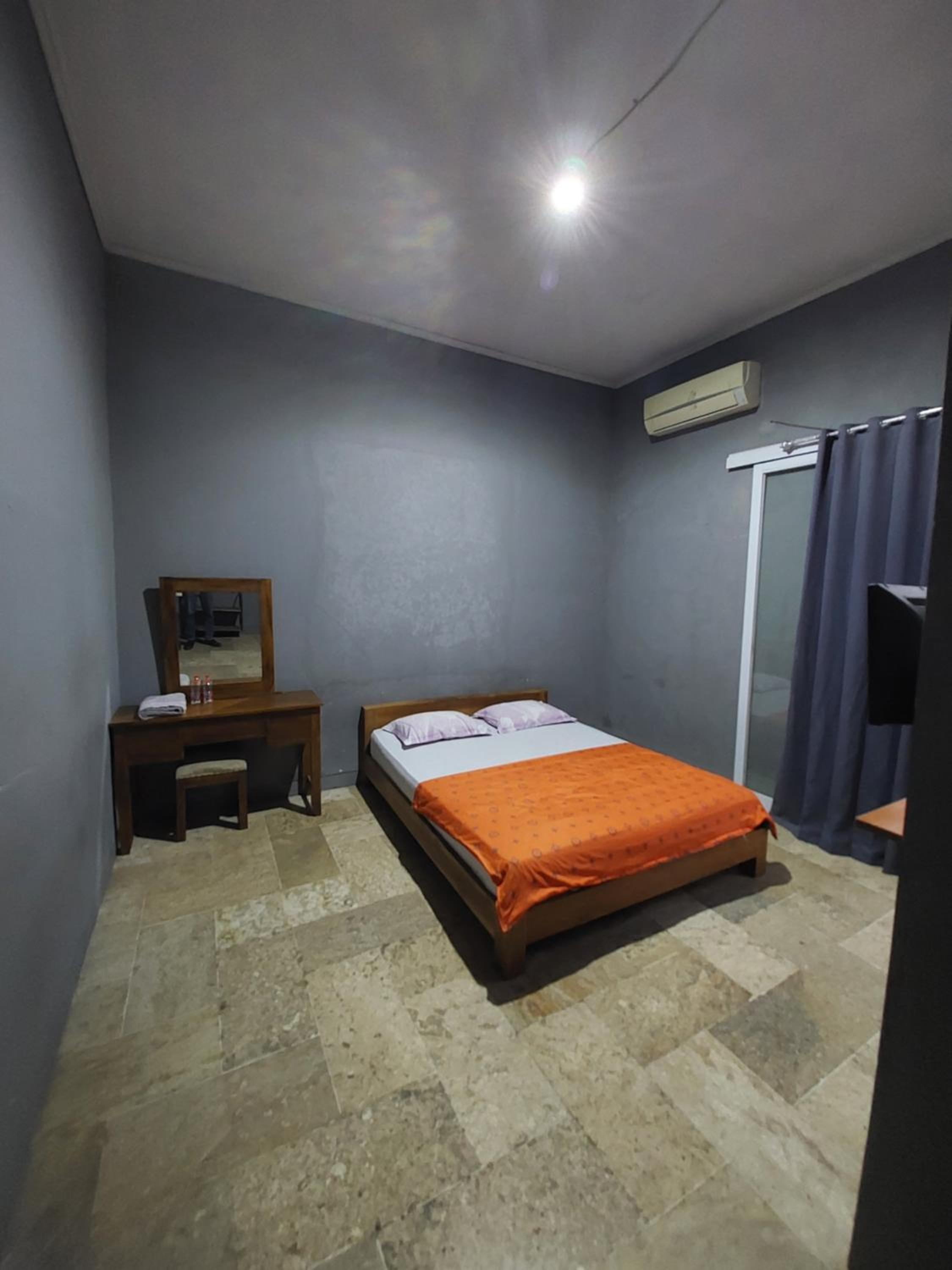 Budget Double Room - Photo 1