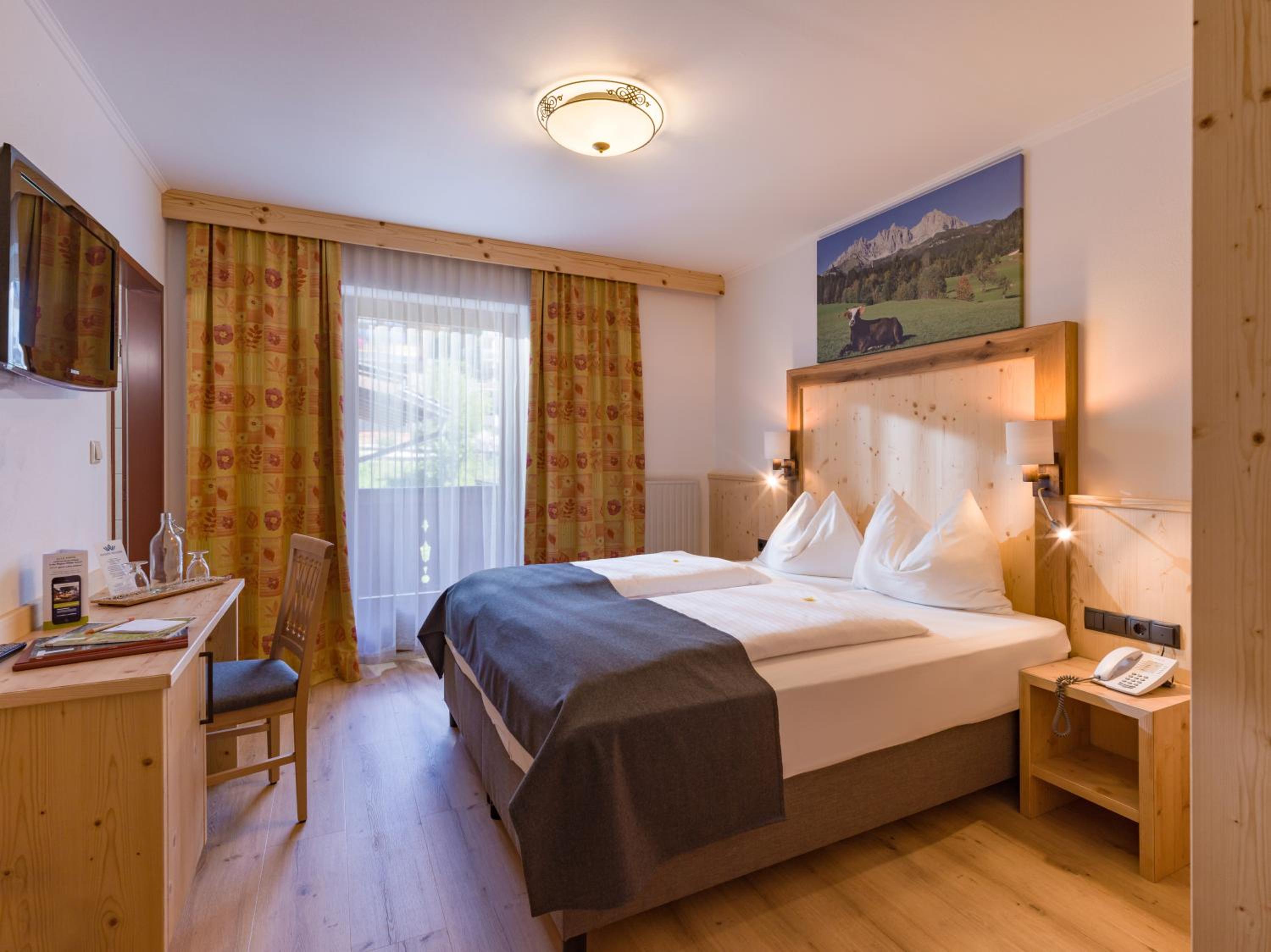 Economy Double Room photo 1