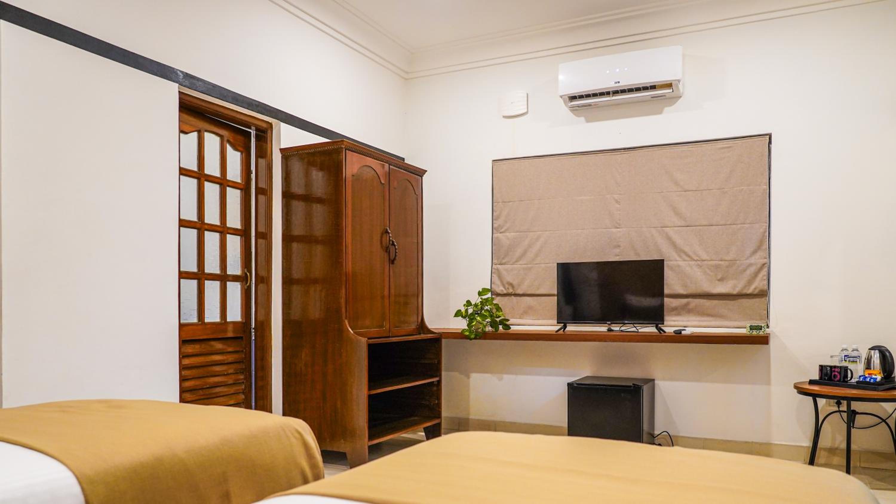 Deluxe Twin Room photo 2