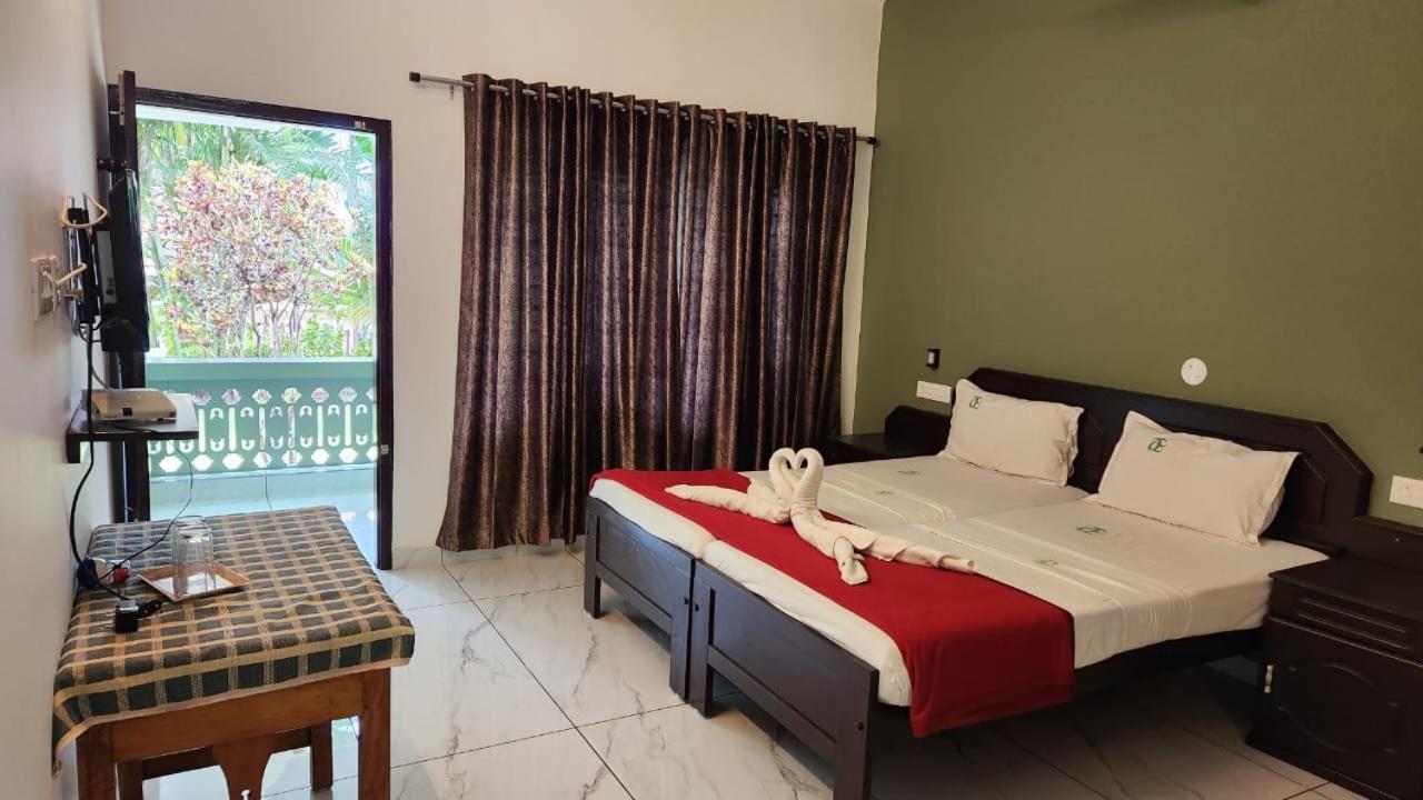 Deluxe Double or Twin Room with Balcony photo 2