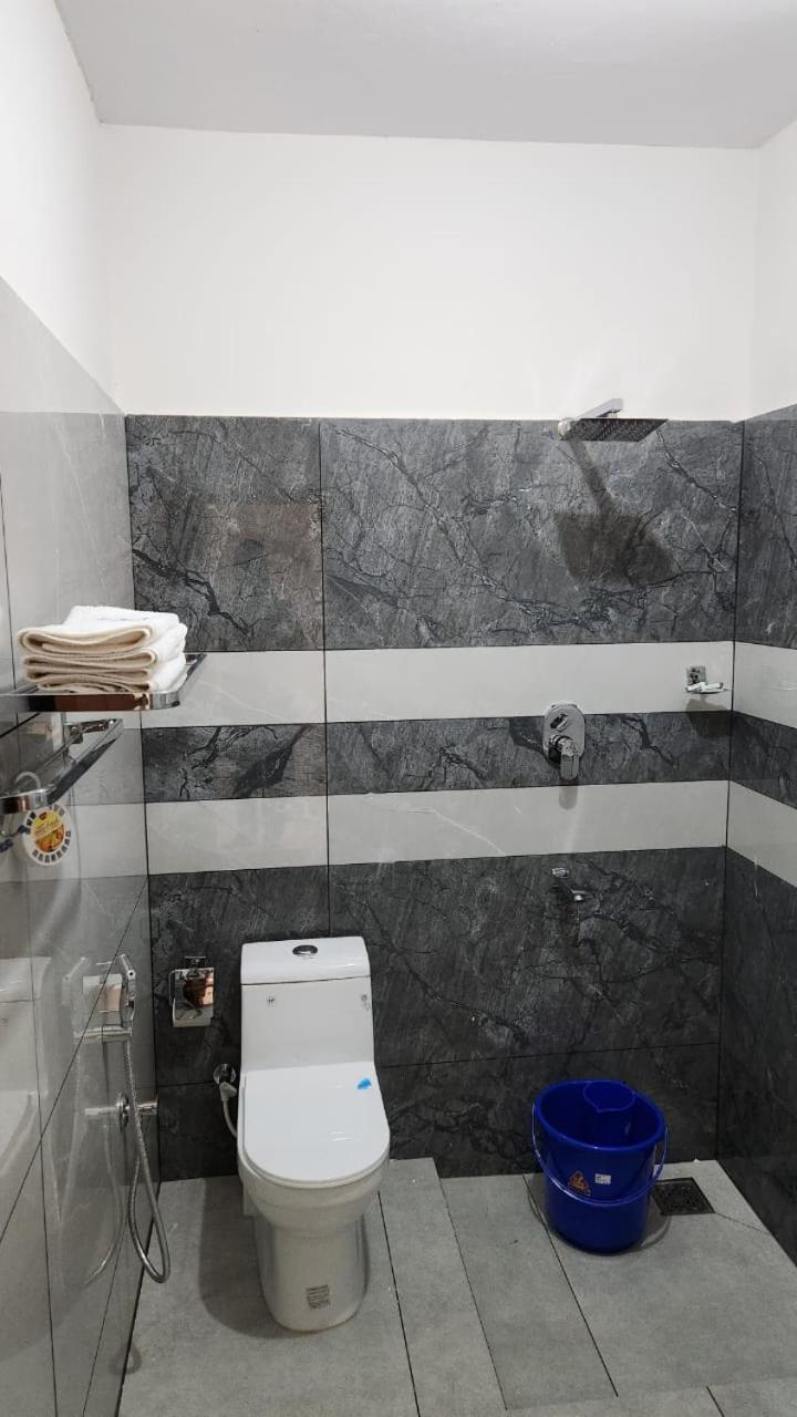 King Room with Balcony photo 2