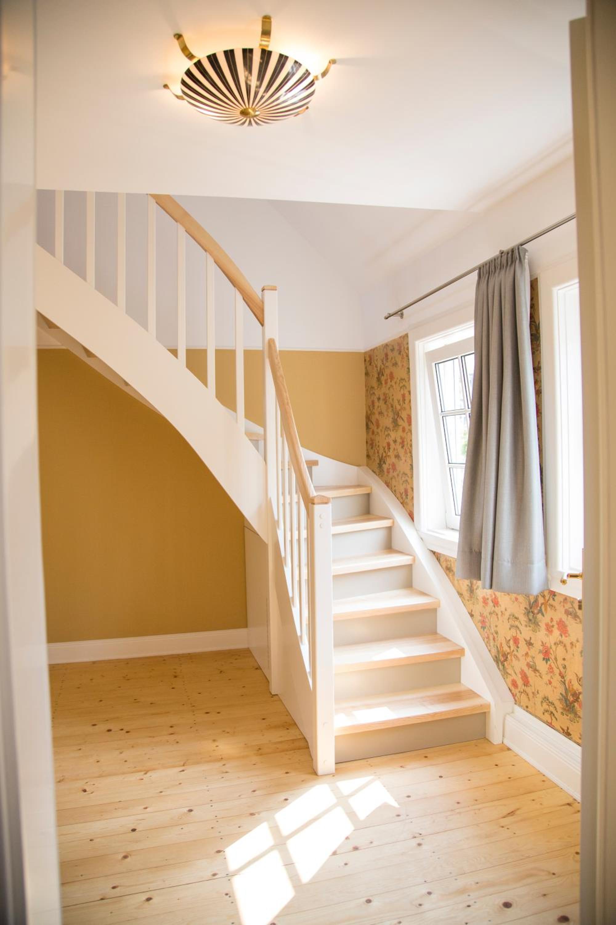 Two-Bedroom Apartment with Balcony photo 3