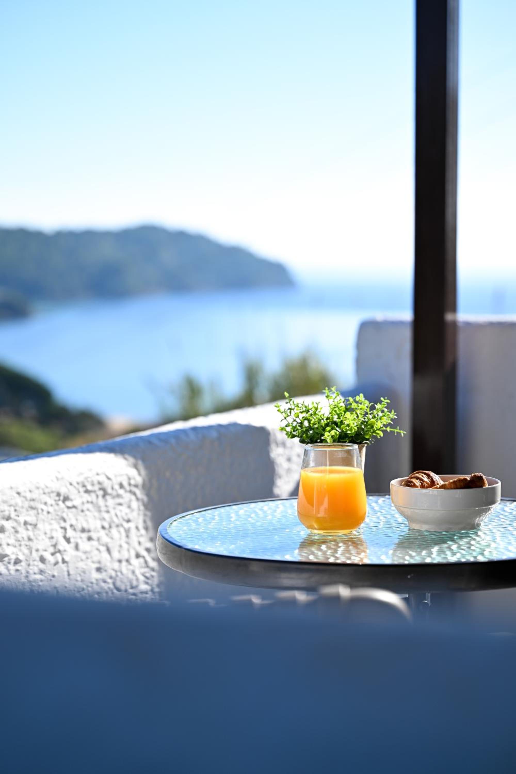 Superior Double or Twin Room with Sea View - Photo 5