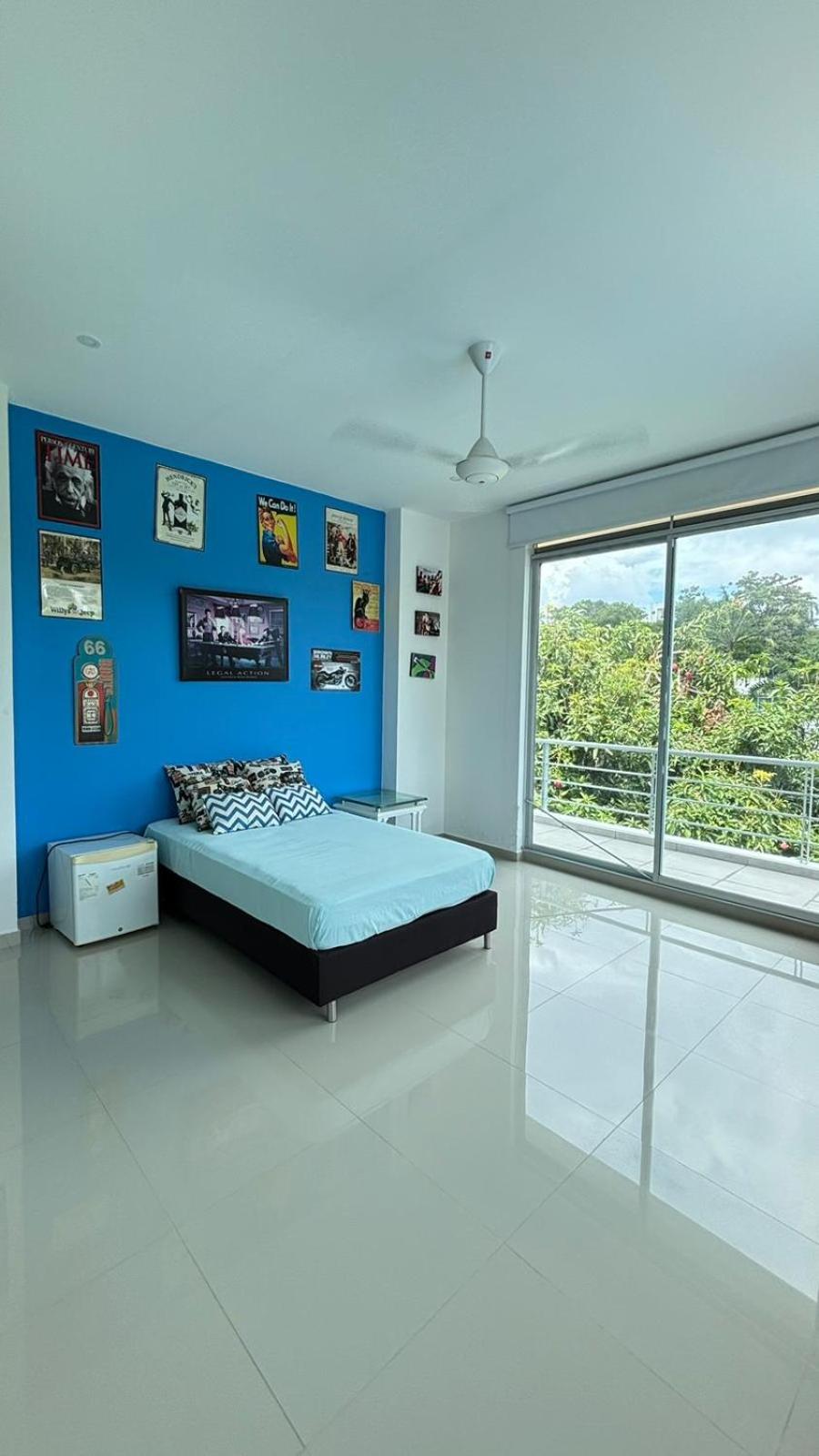 Four-Bedroom House photo 3