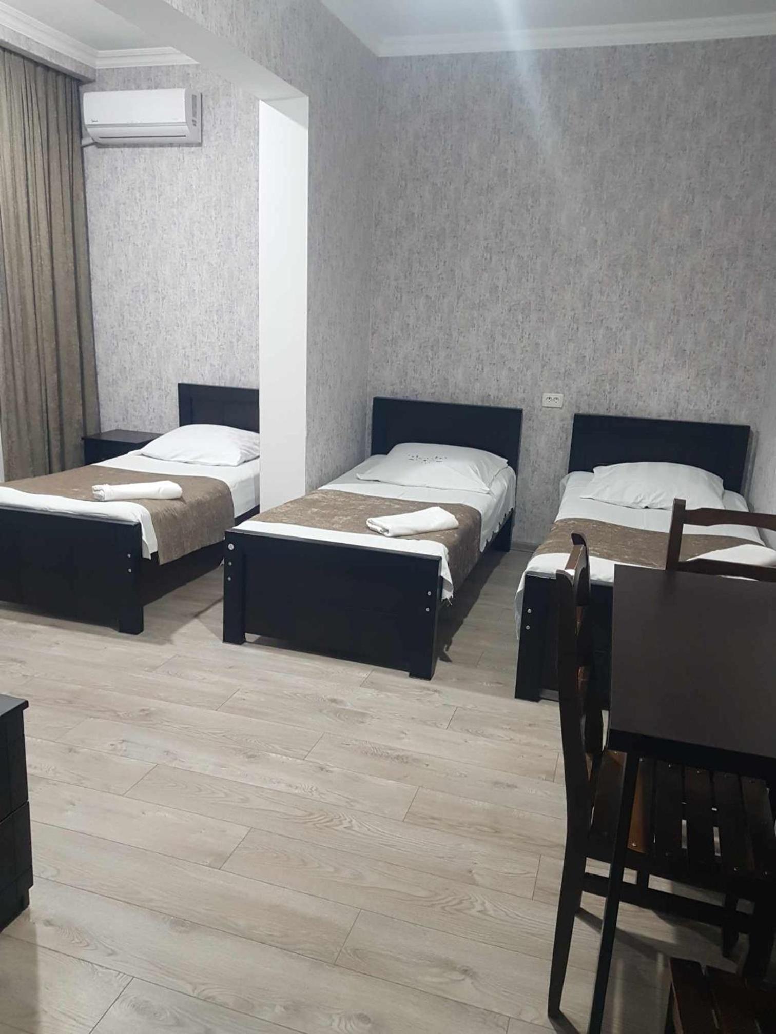 Triple Room with Bathroom photo 2