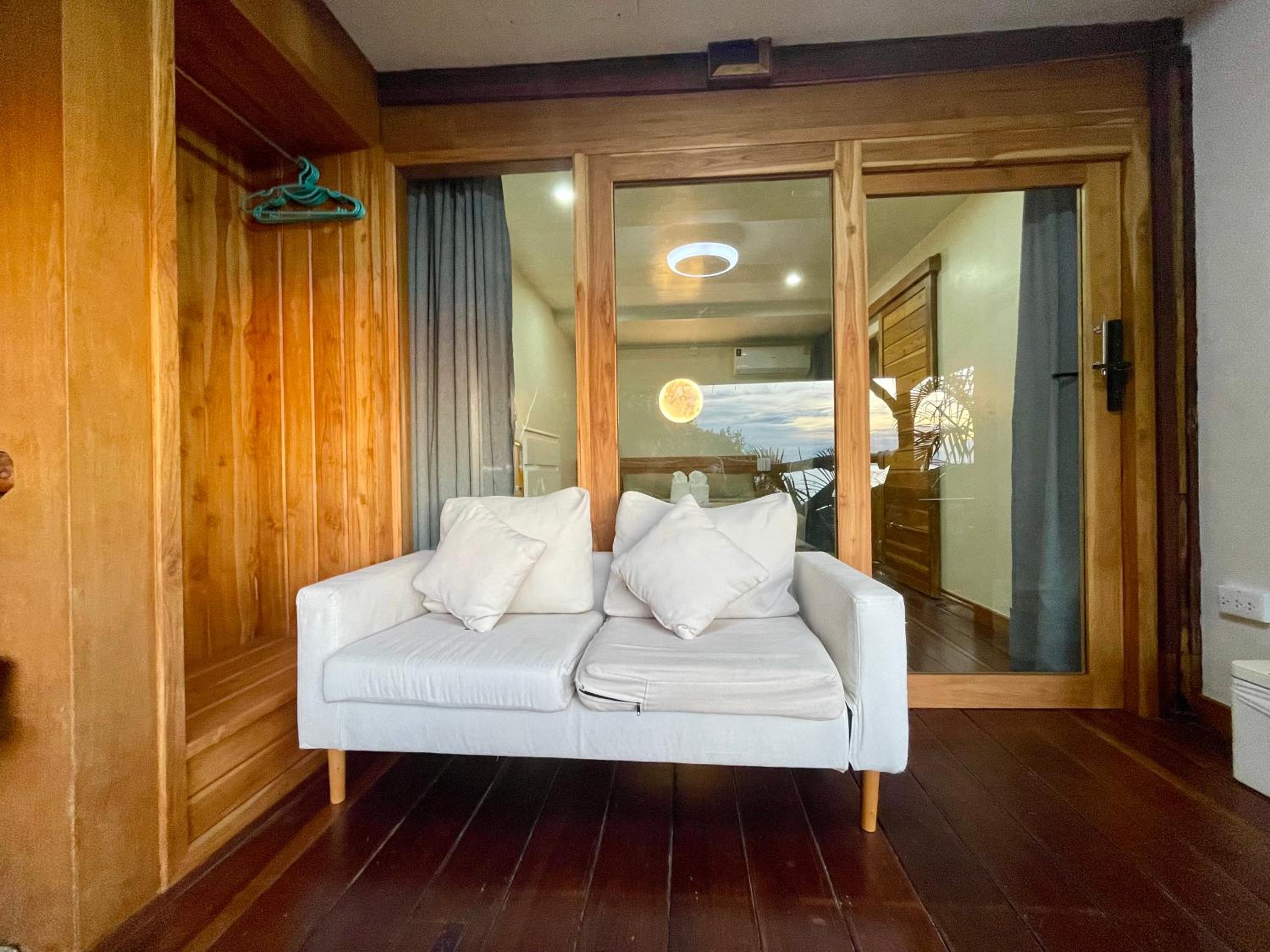 Double Room with Balcony and Sea View photo 2