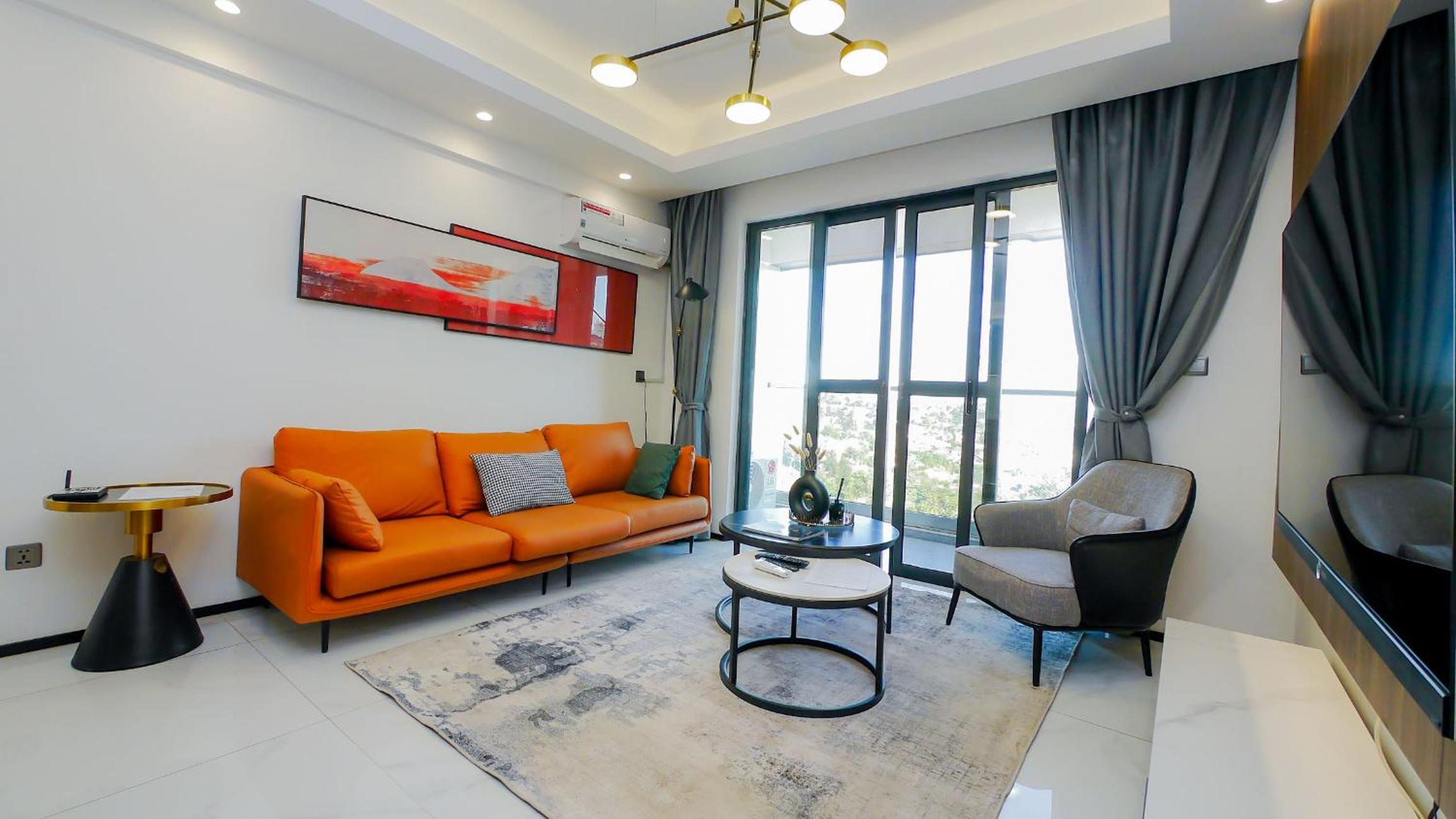 Apartment with City View photo 3