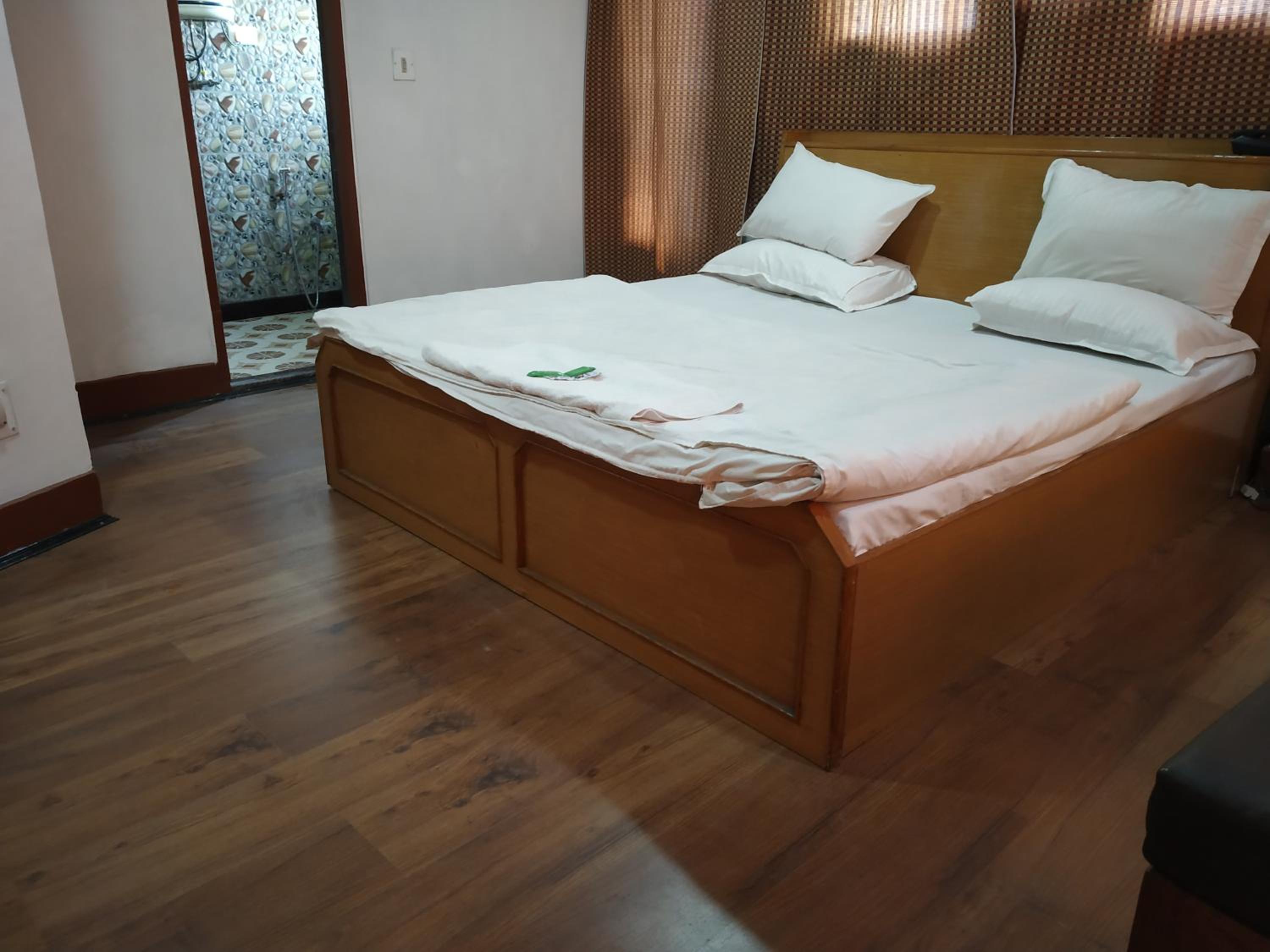 Double Room - Photo 12