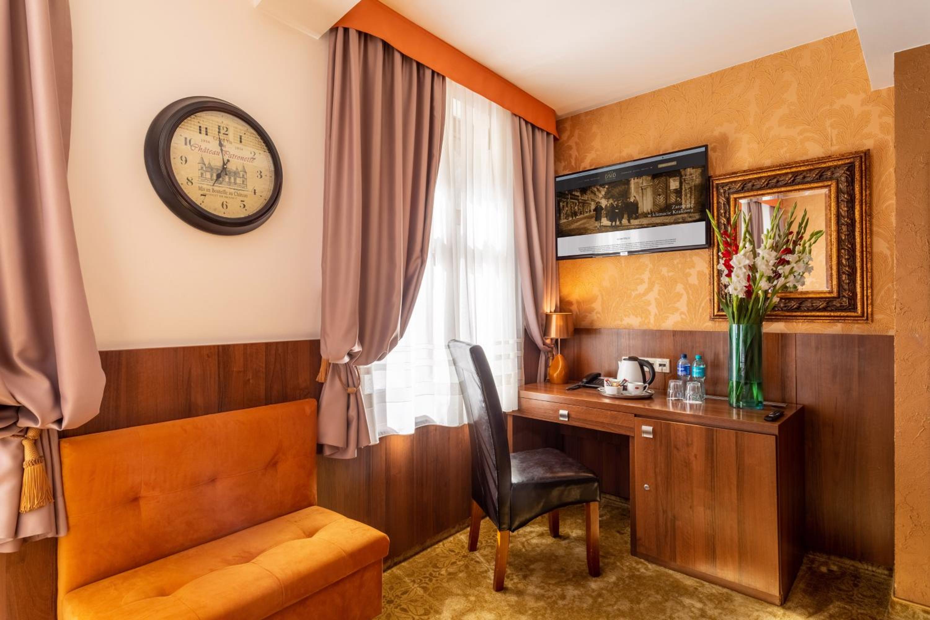 Double or Twin Room - Photo 2
