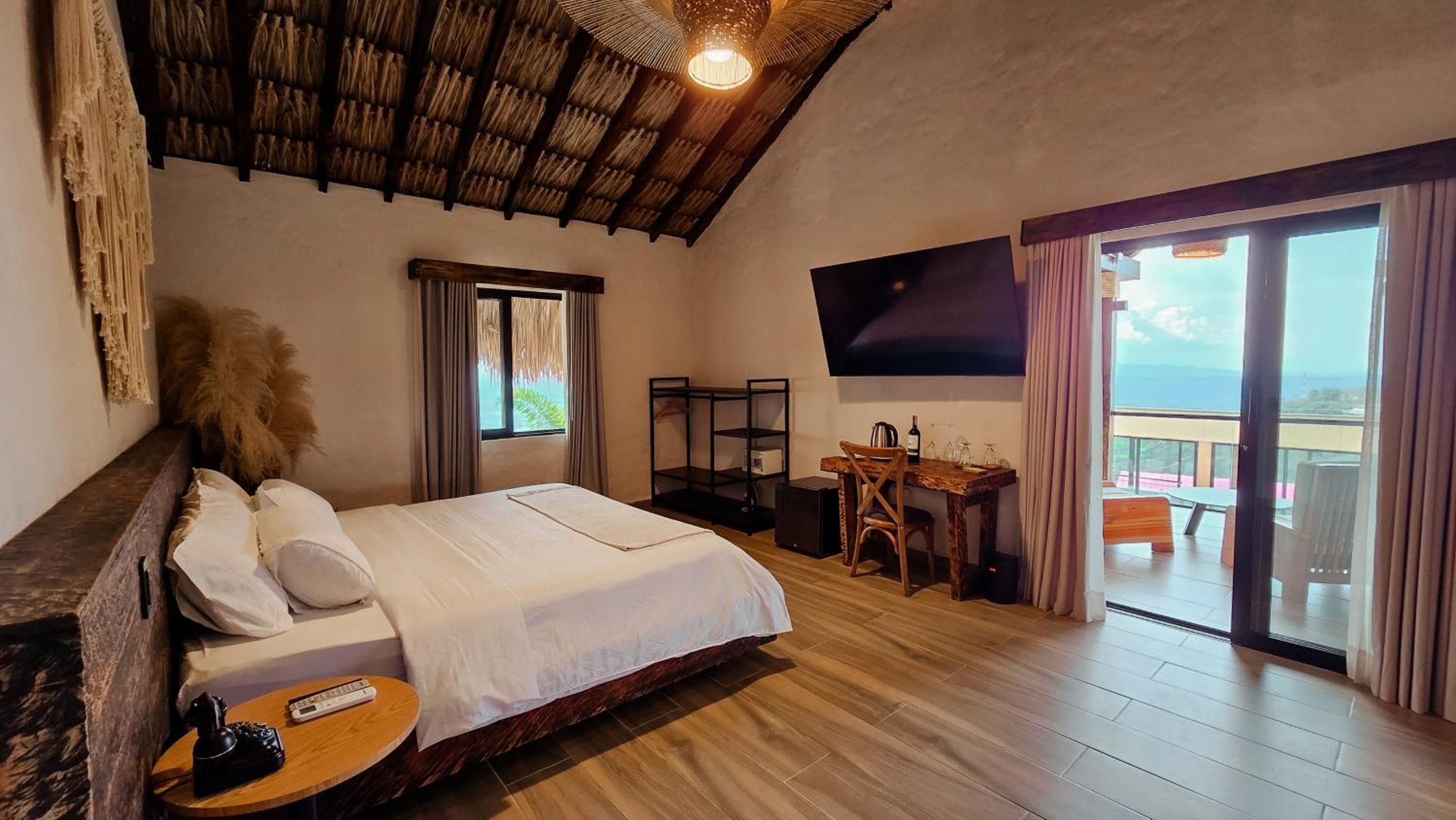 Suite with Balcony