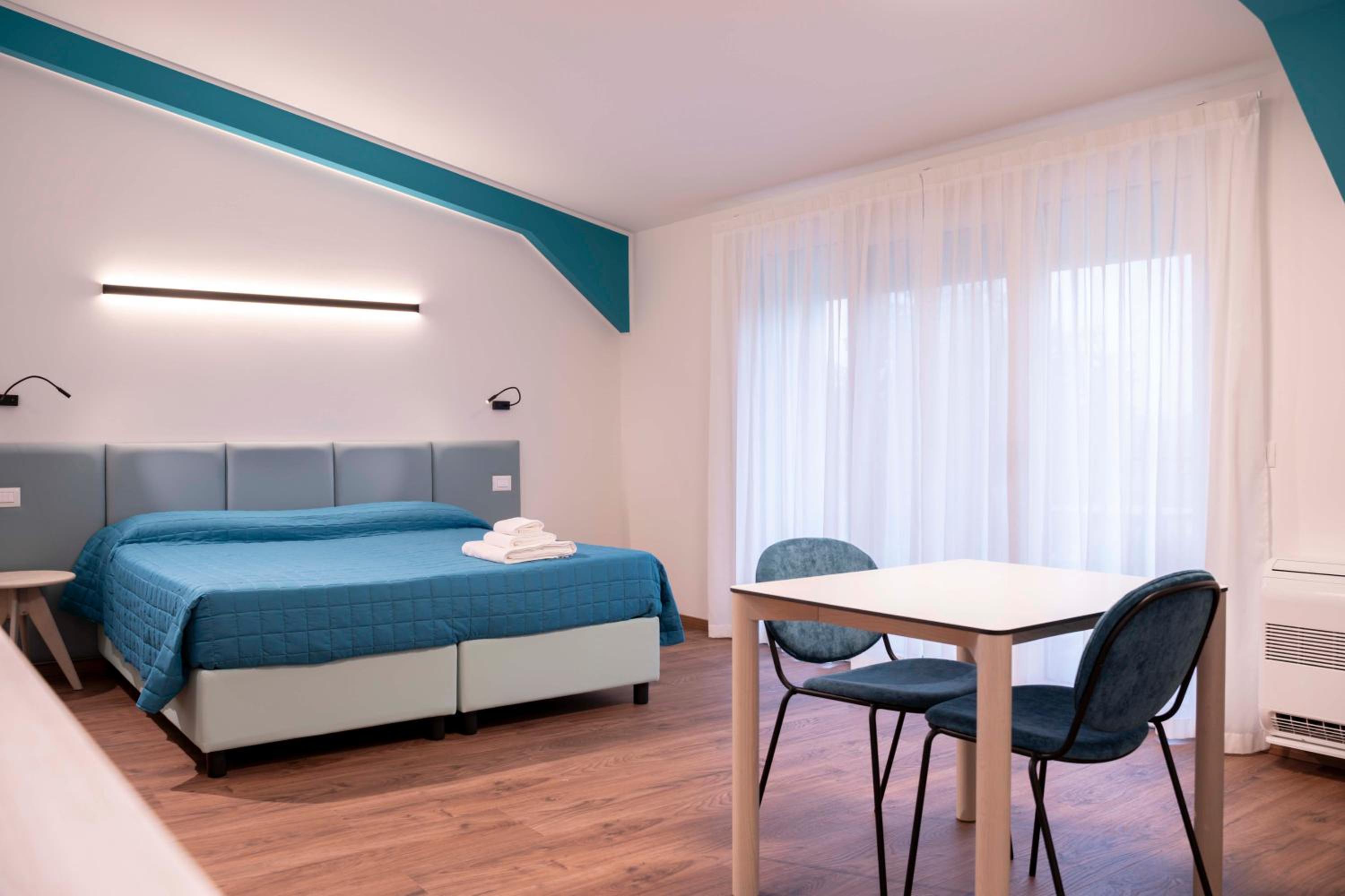 Deluxe Double or Twin Room with Balcony