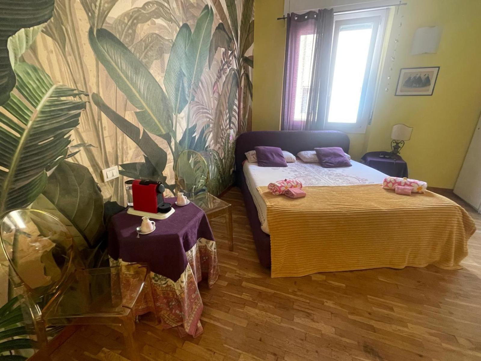 Double Room with Private Bathroom - Photo 4