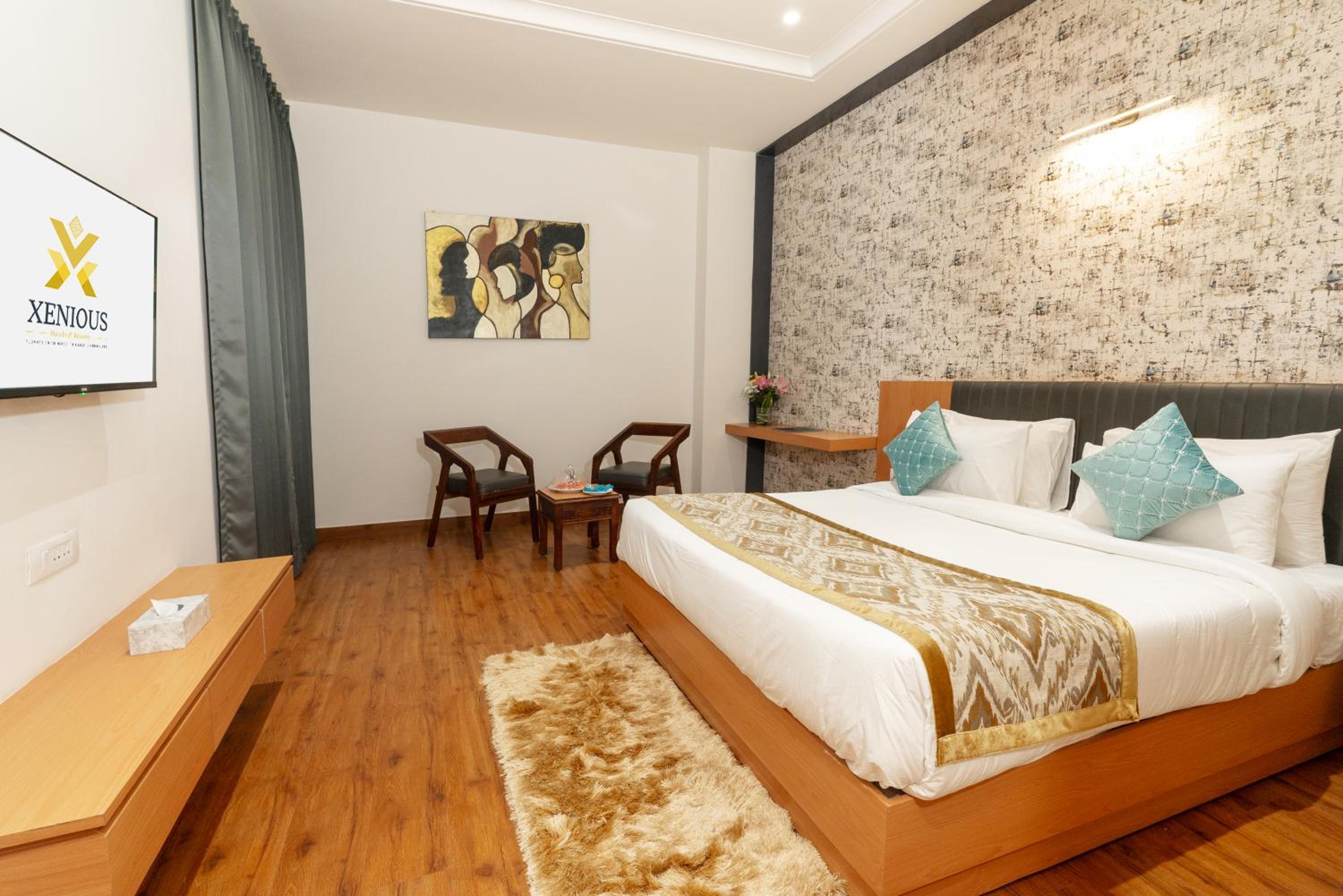 Deluxe Room - Photo 5