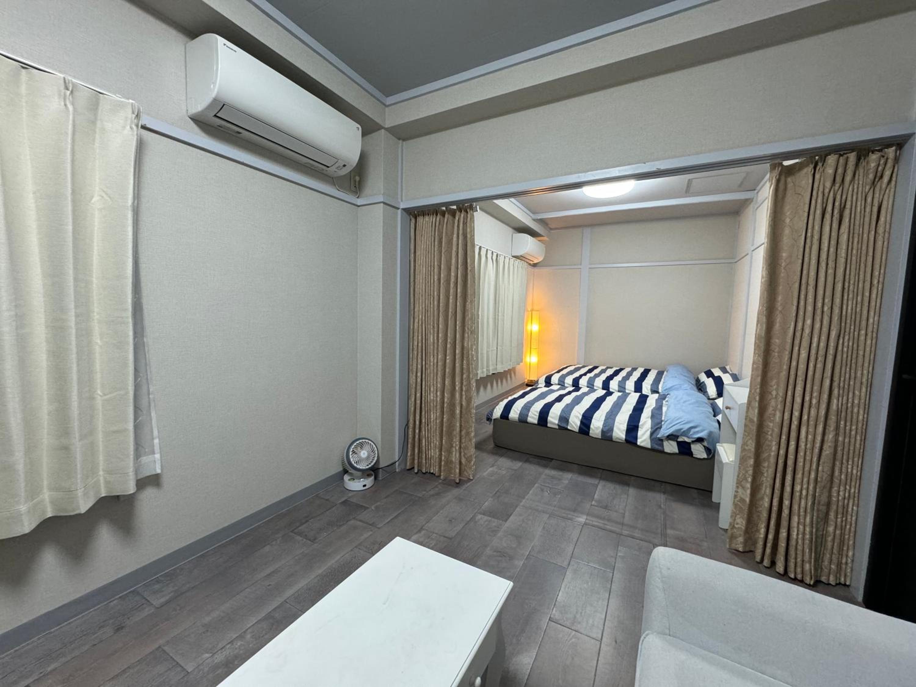 Triple Room with Private Bathroom photo 2