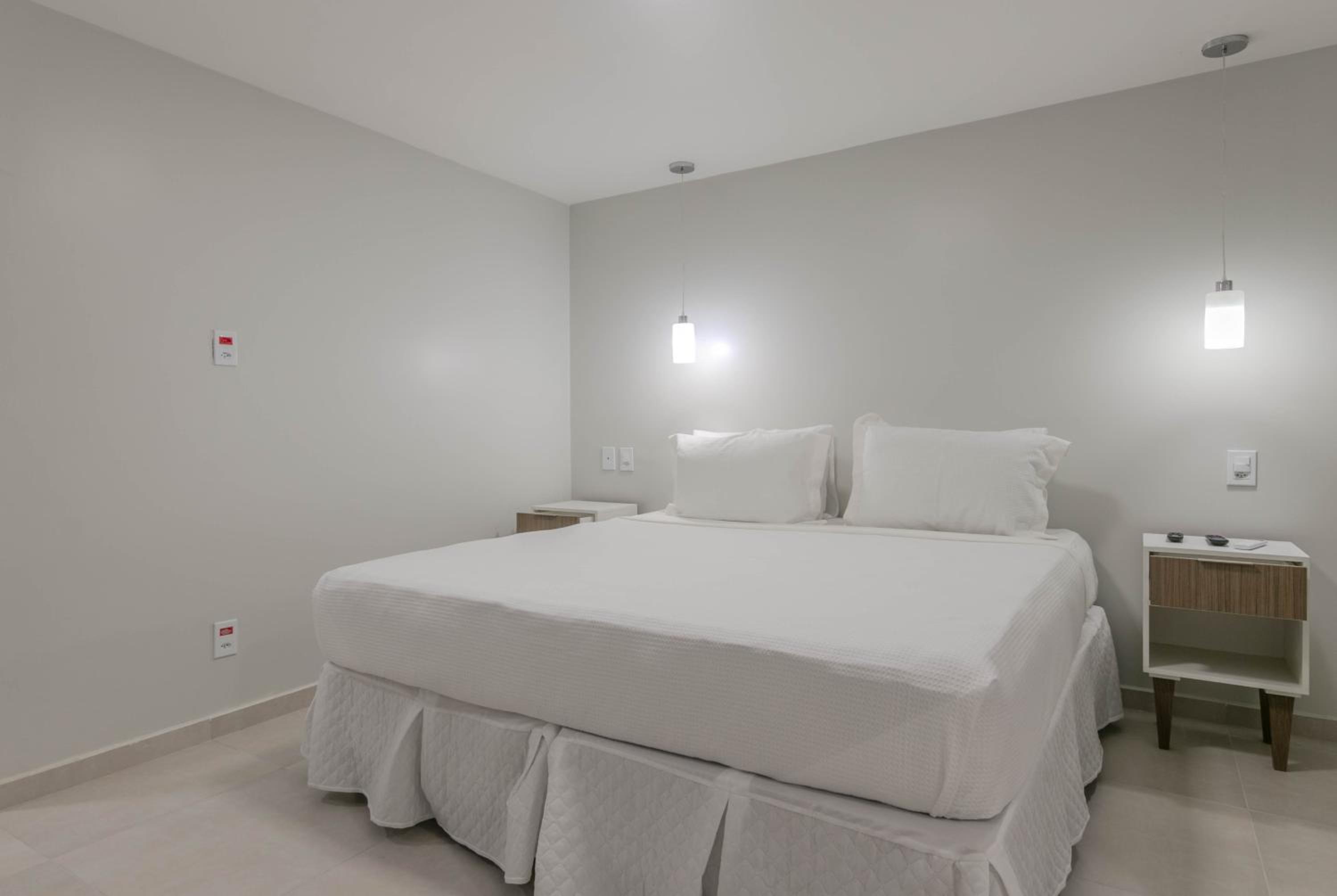 Deluxe Room - Photo 4