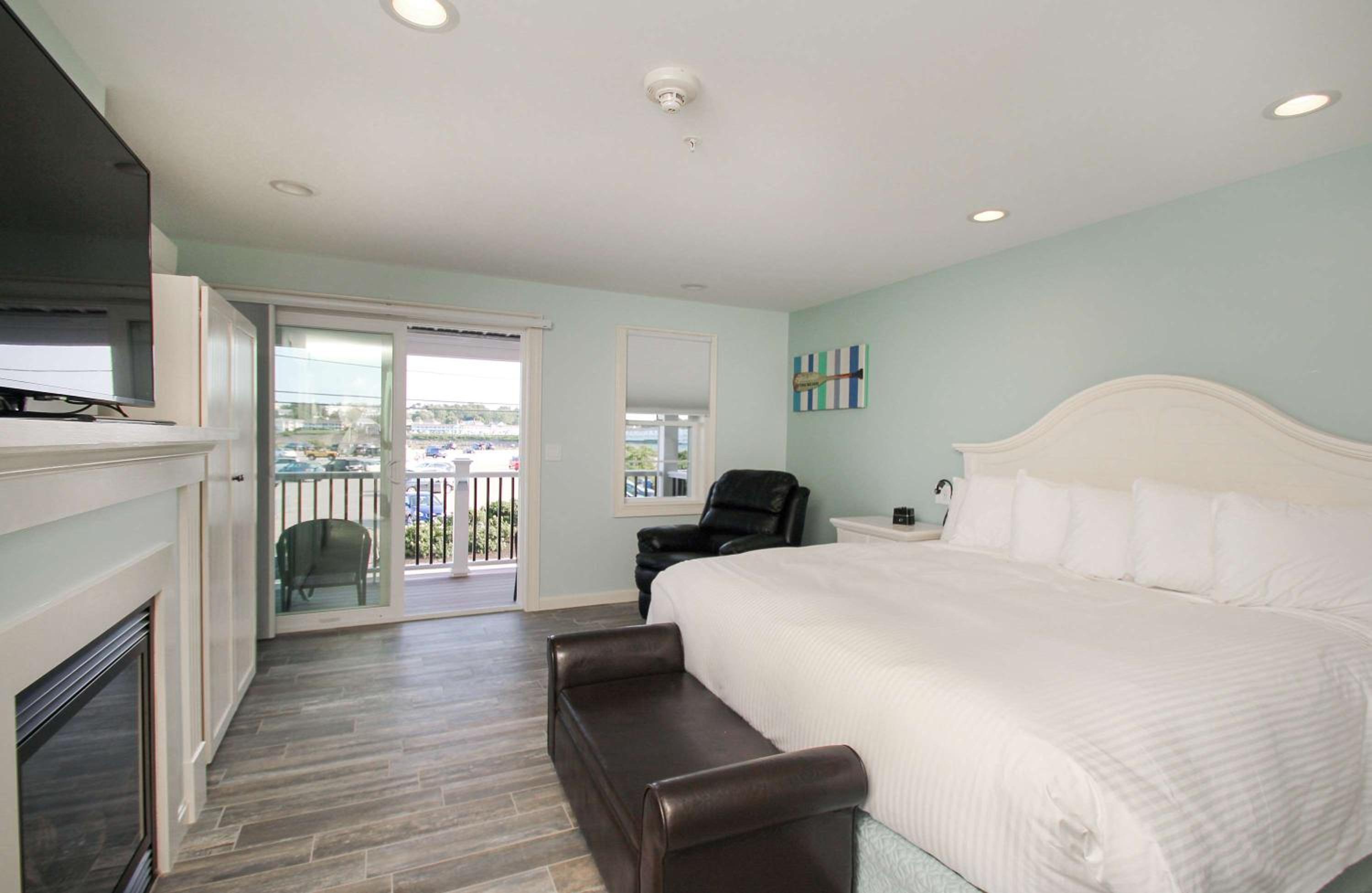 Beach Street King Room photo 1