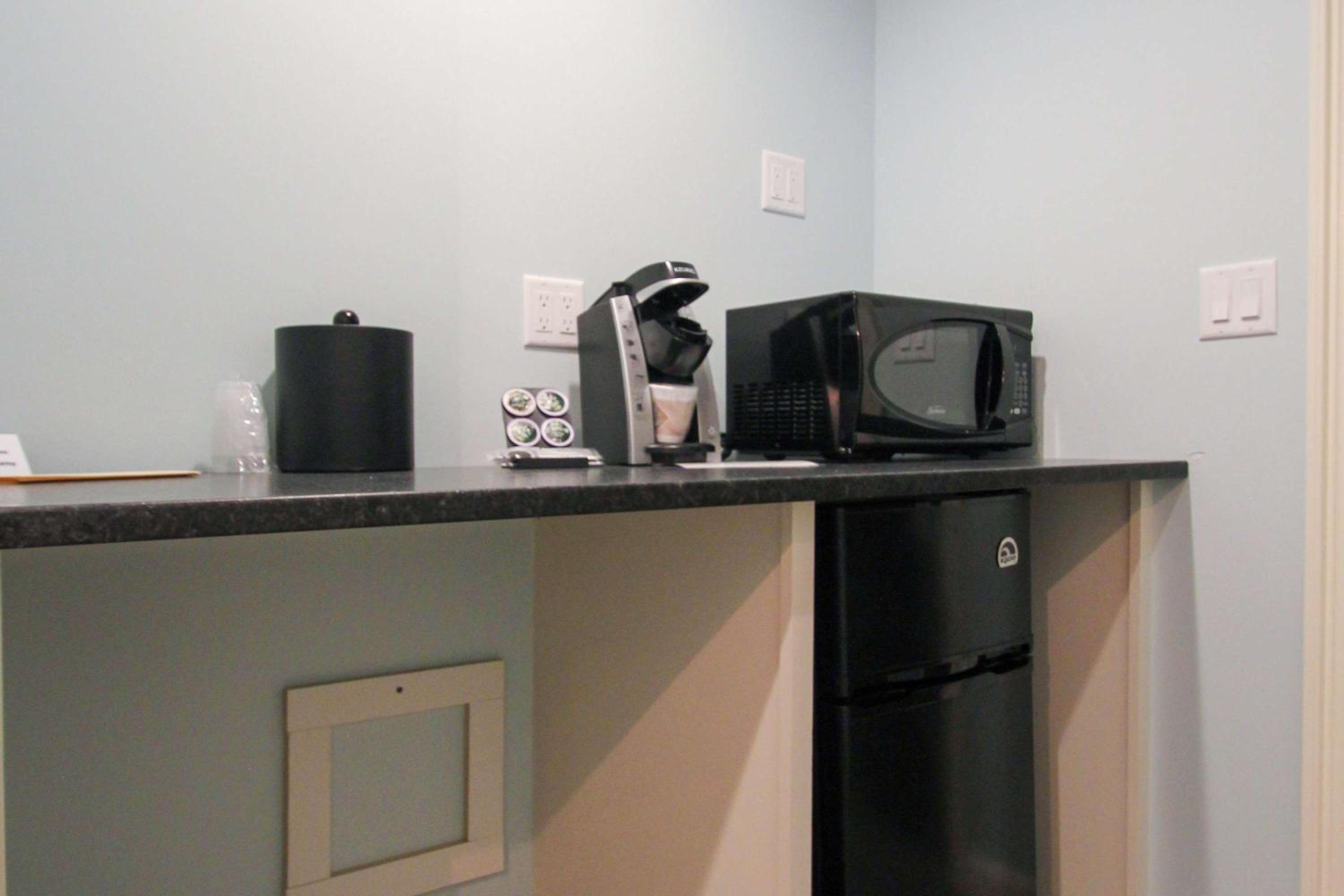 Beach Street King Room photo 2