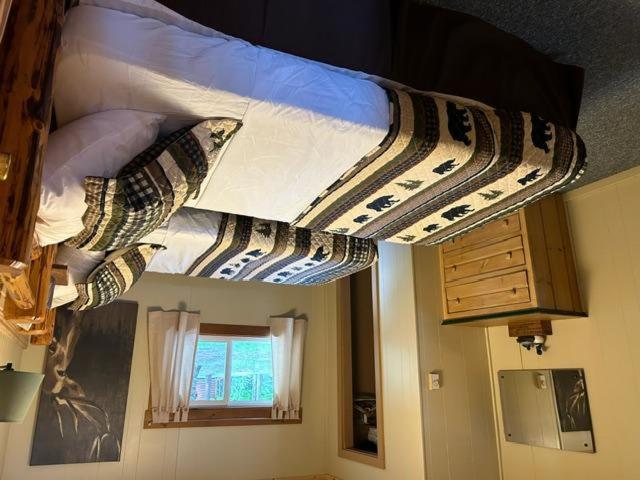 Two-Bedroom Holiday Home photo 2