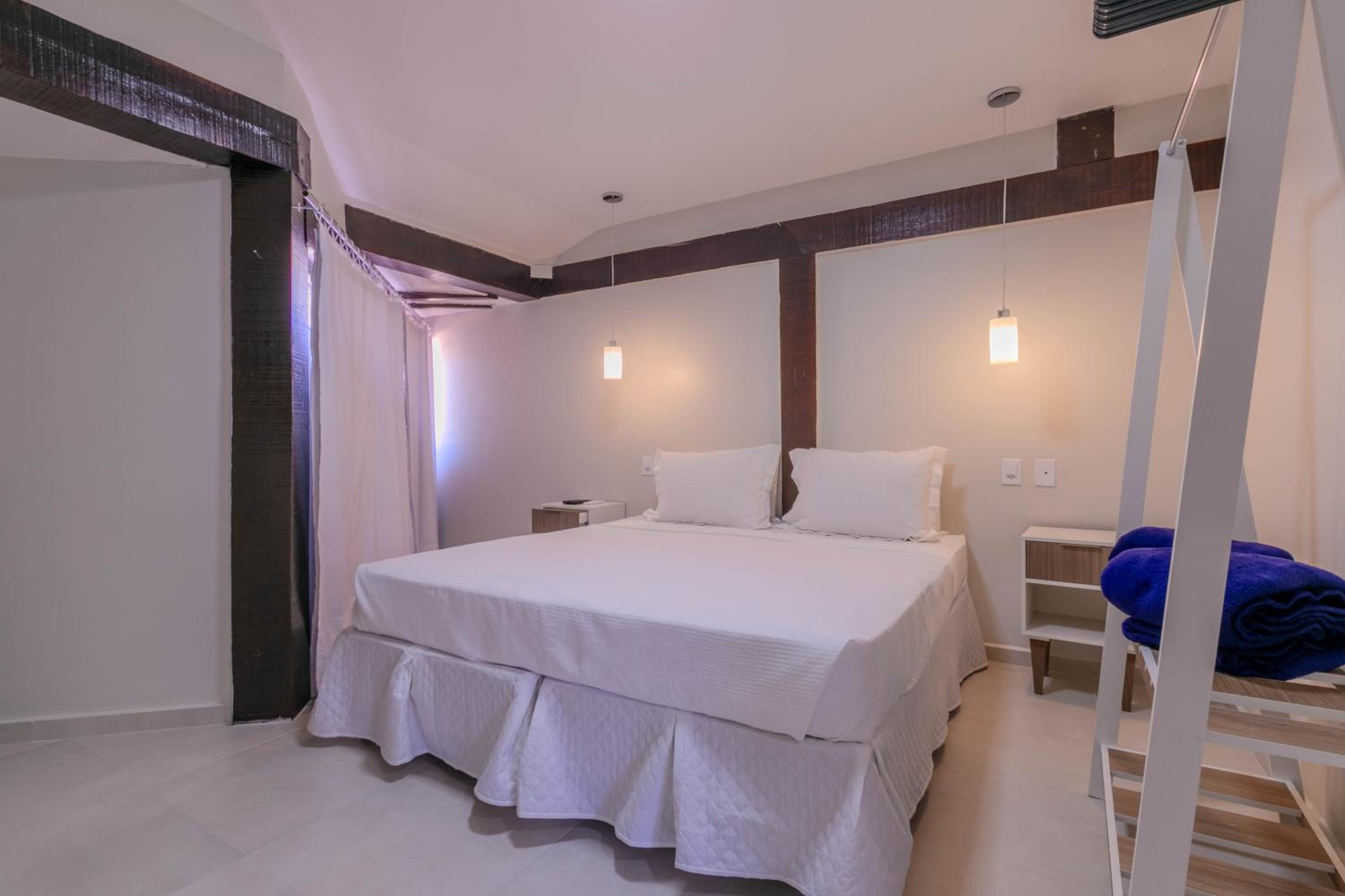 Deluxe Room - Photo 2