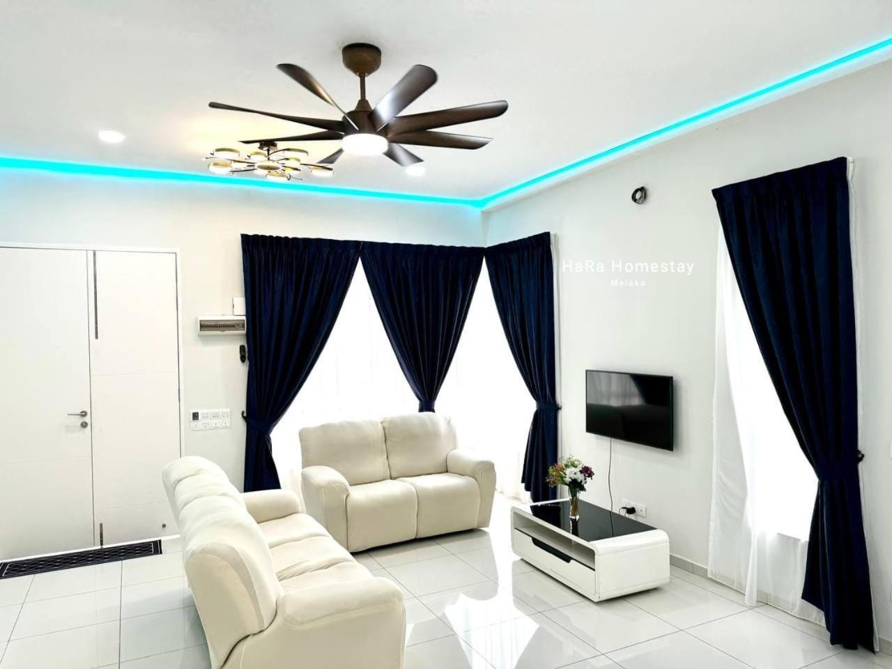 Four-Bedroom House photo 1