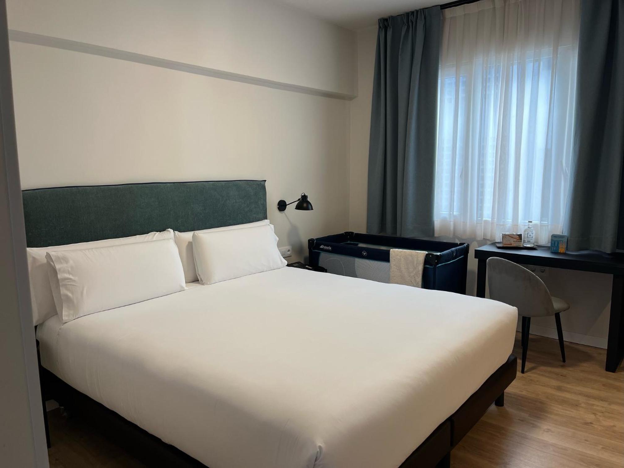Habitación triple (2 adultos + 1 niño)