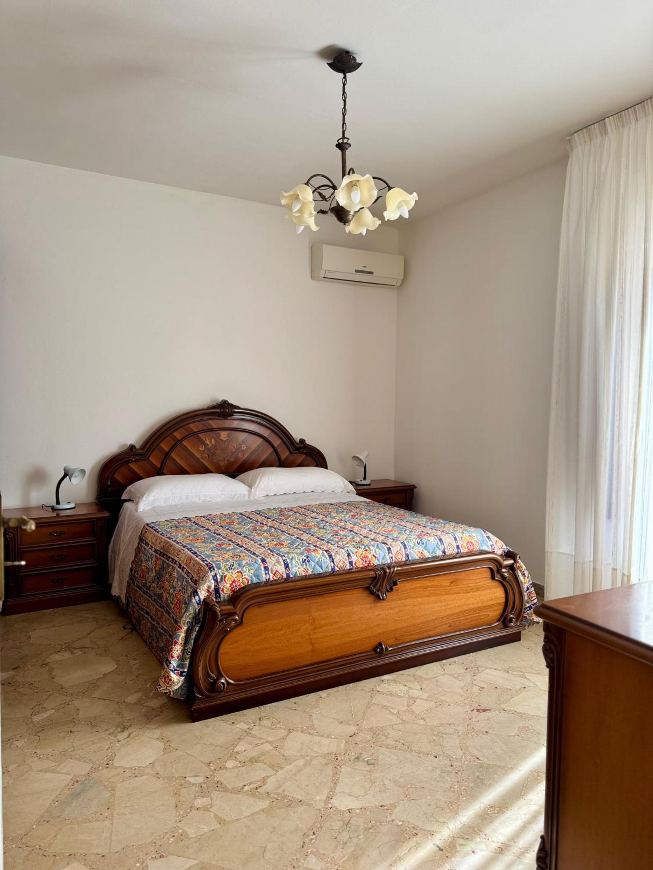 One-Bedroom Apartment with Balcony