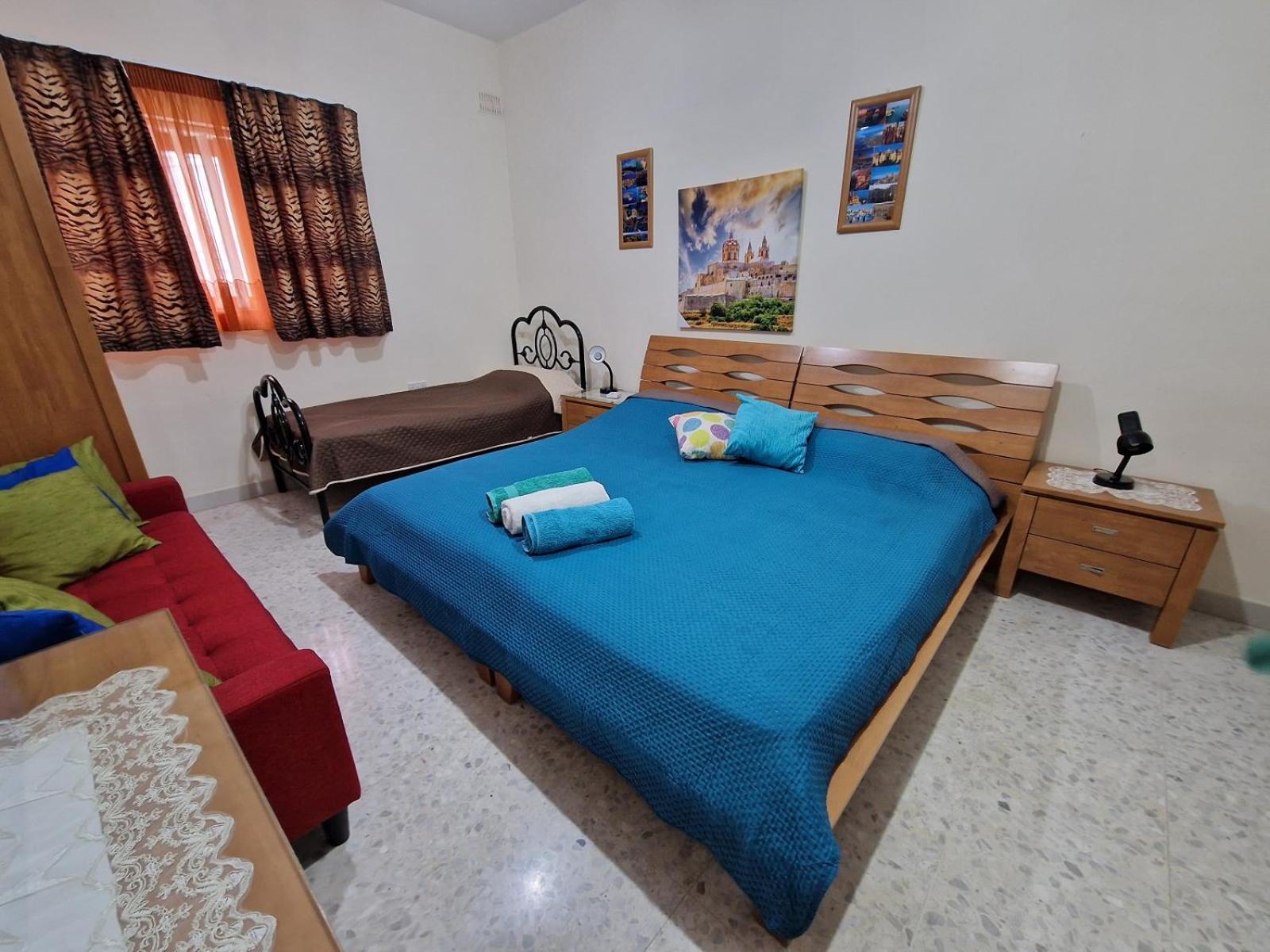 Triple Room