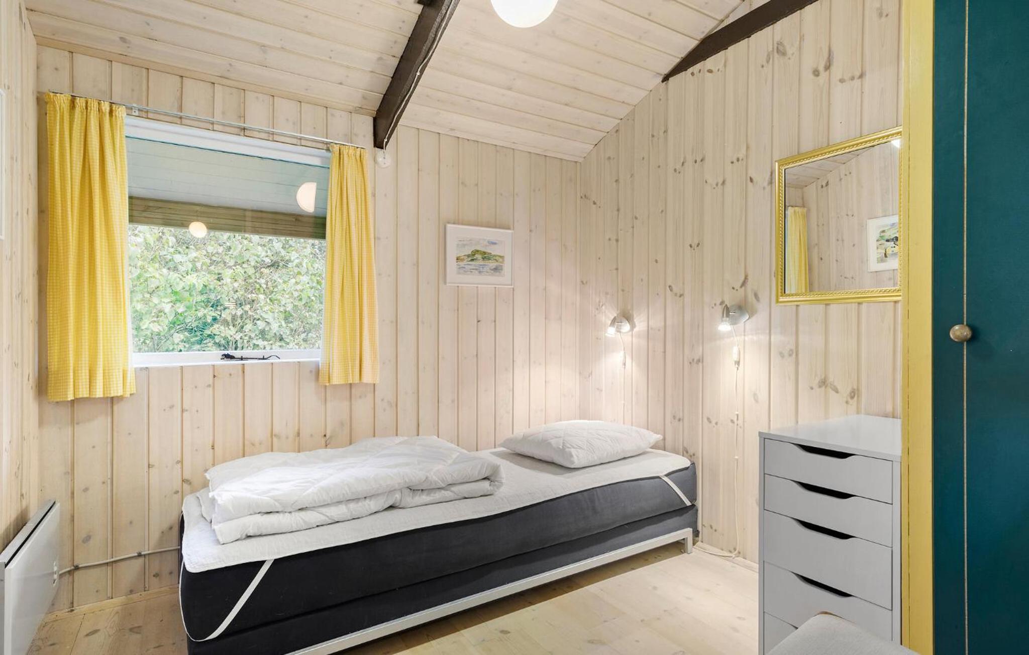 Three-Bedroom Vacation Home  photo 2