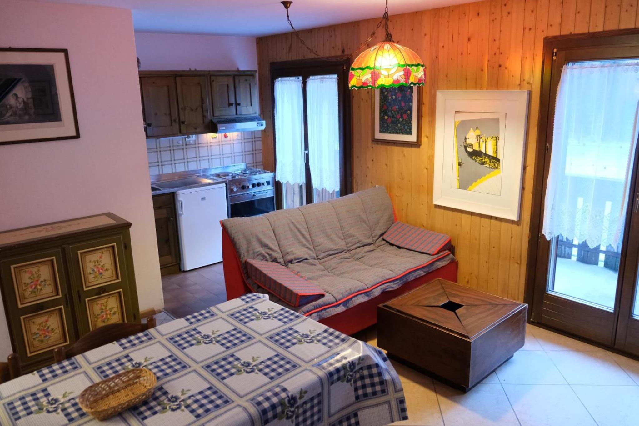 Three-Bedroom Apartment With Balcony