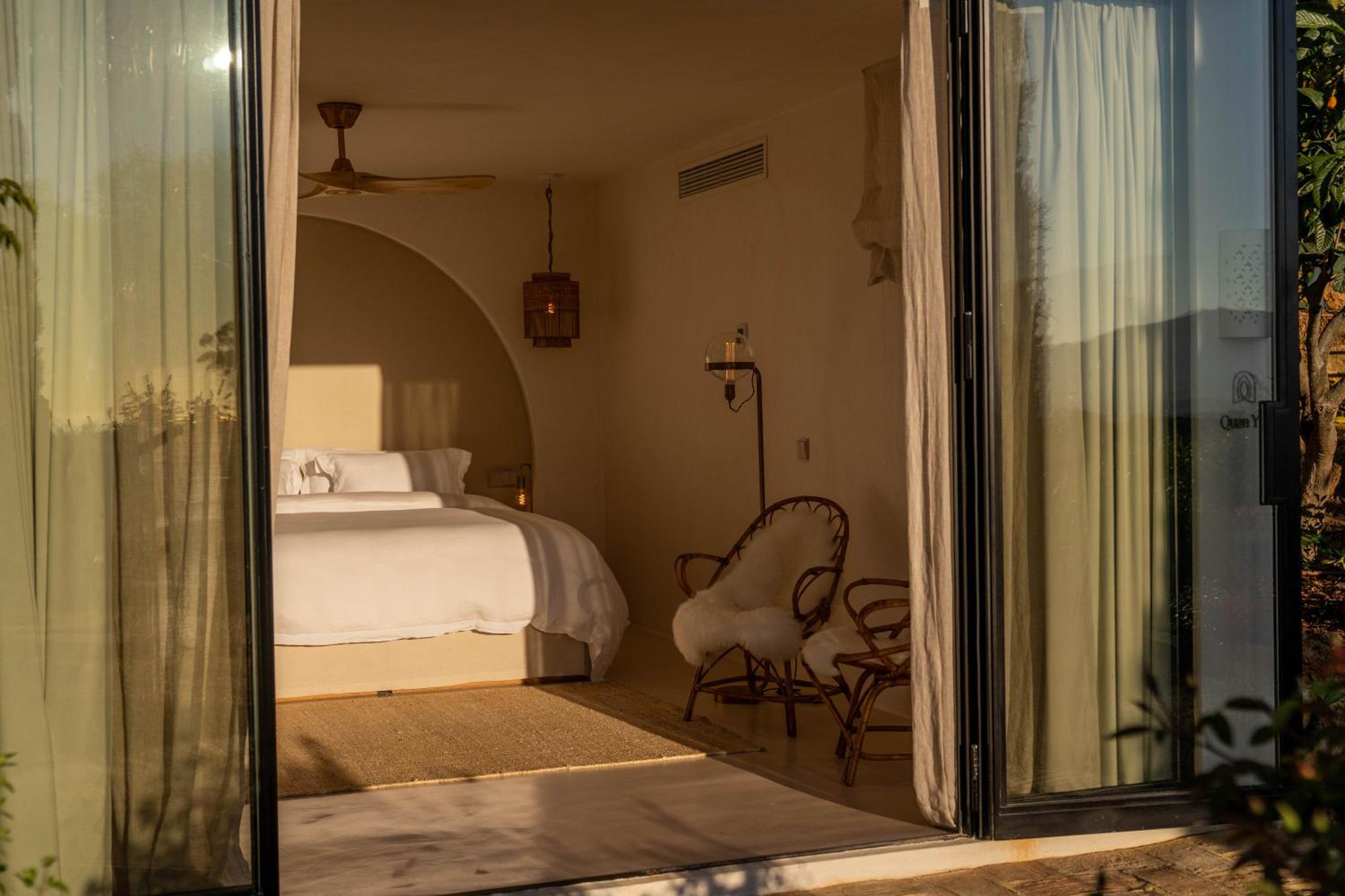 Deluxe Double Room With Balcony And Sea View photo 2