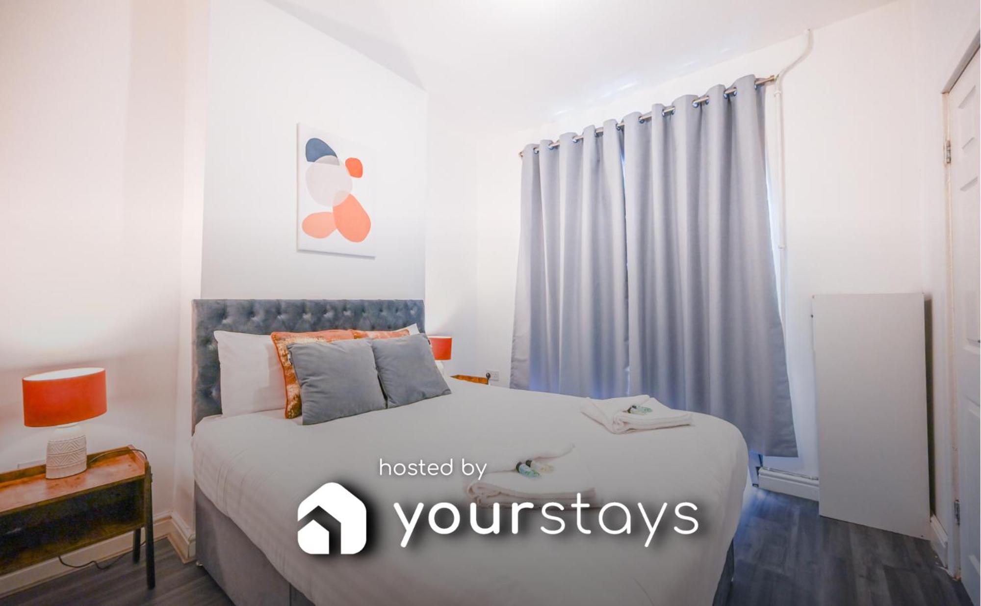 Three-Bedroom House photo 1