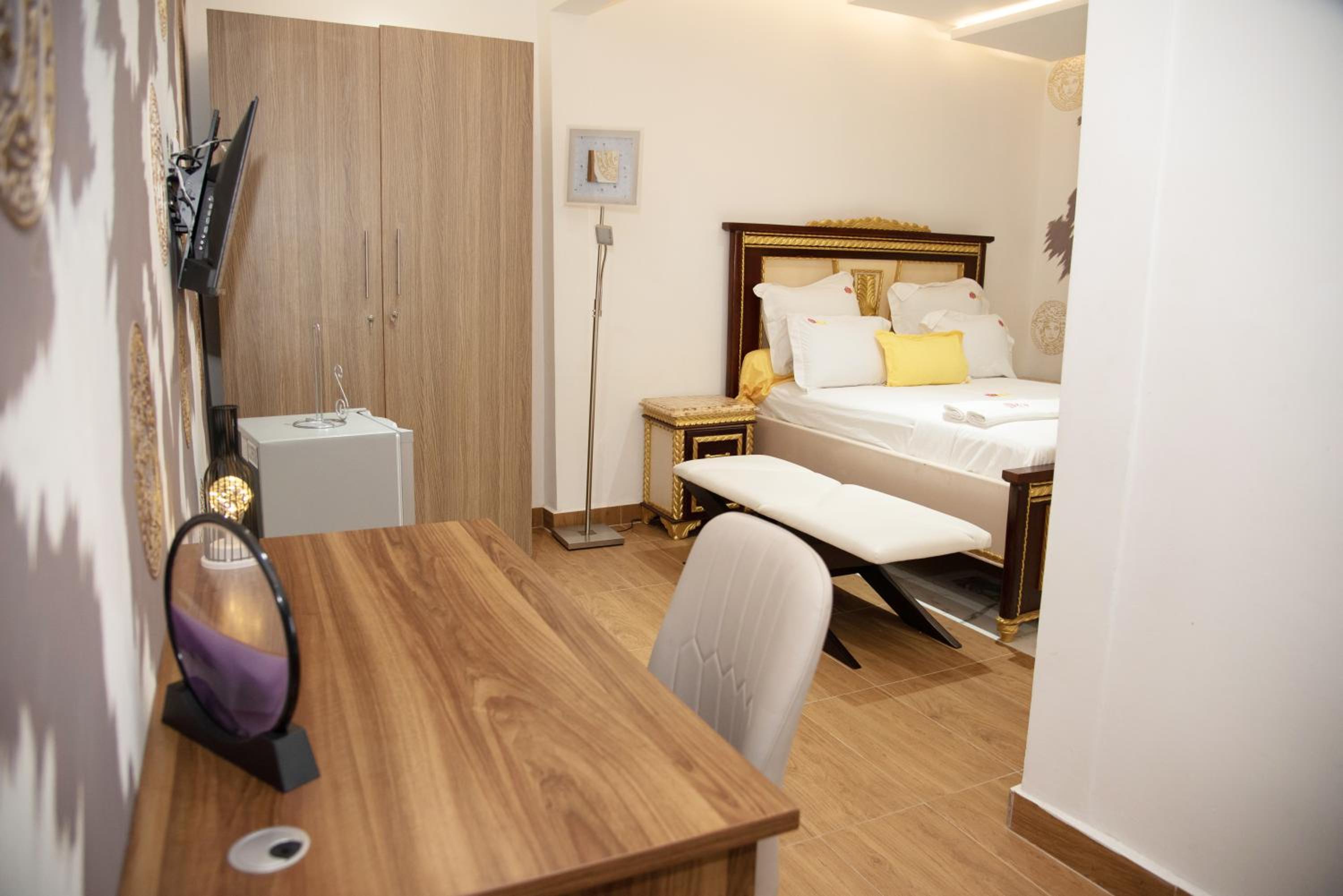 Large Double Room